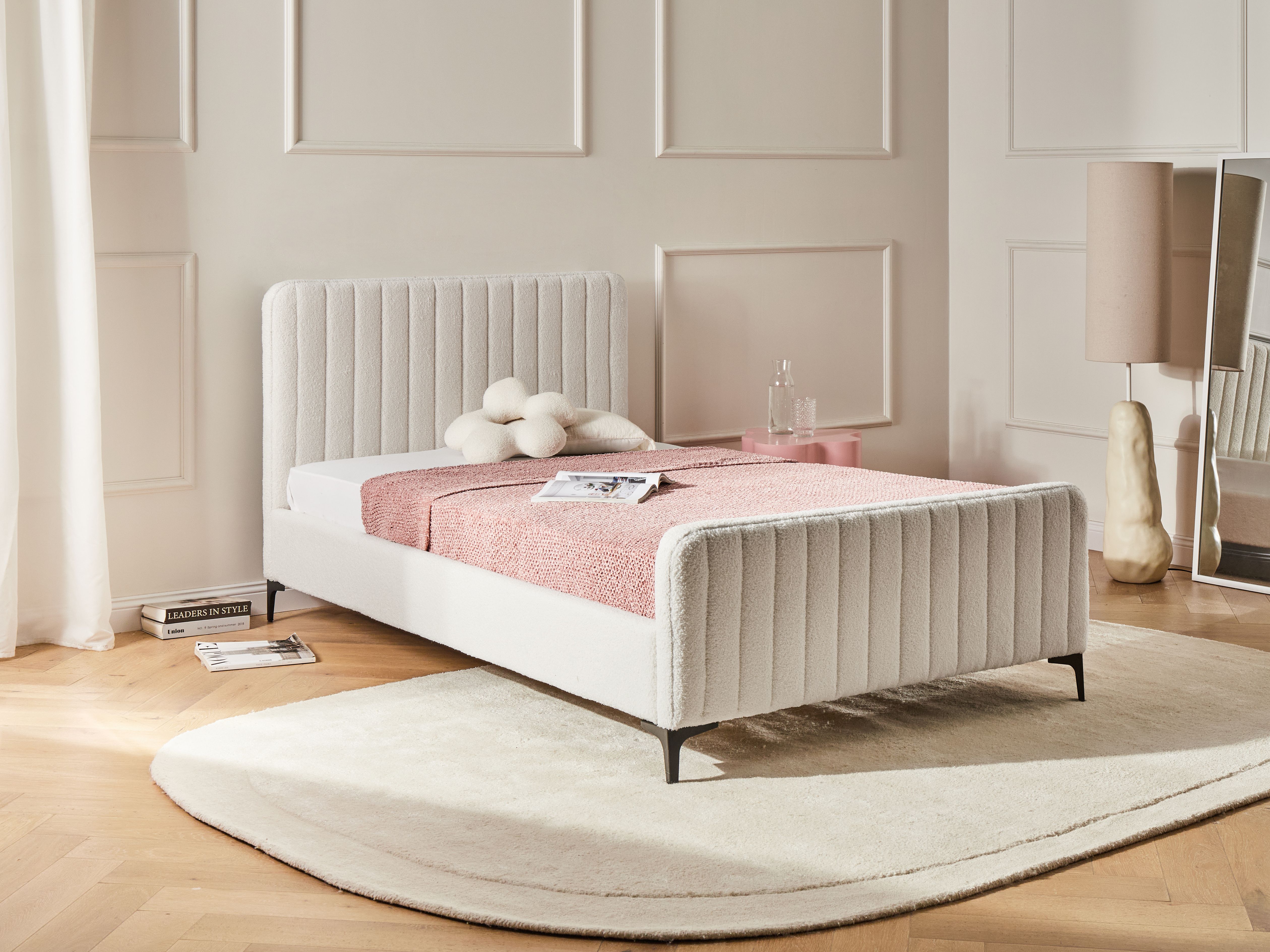 Bed Boucle LUNAN 120 x 200 cm (EU Small Double) Off-White