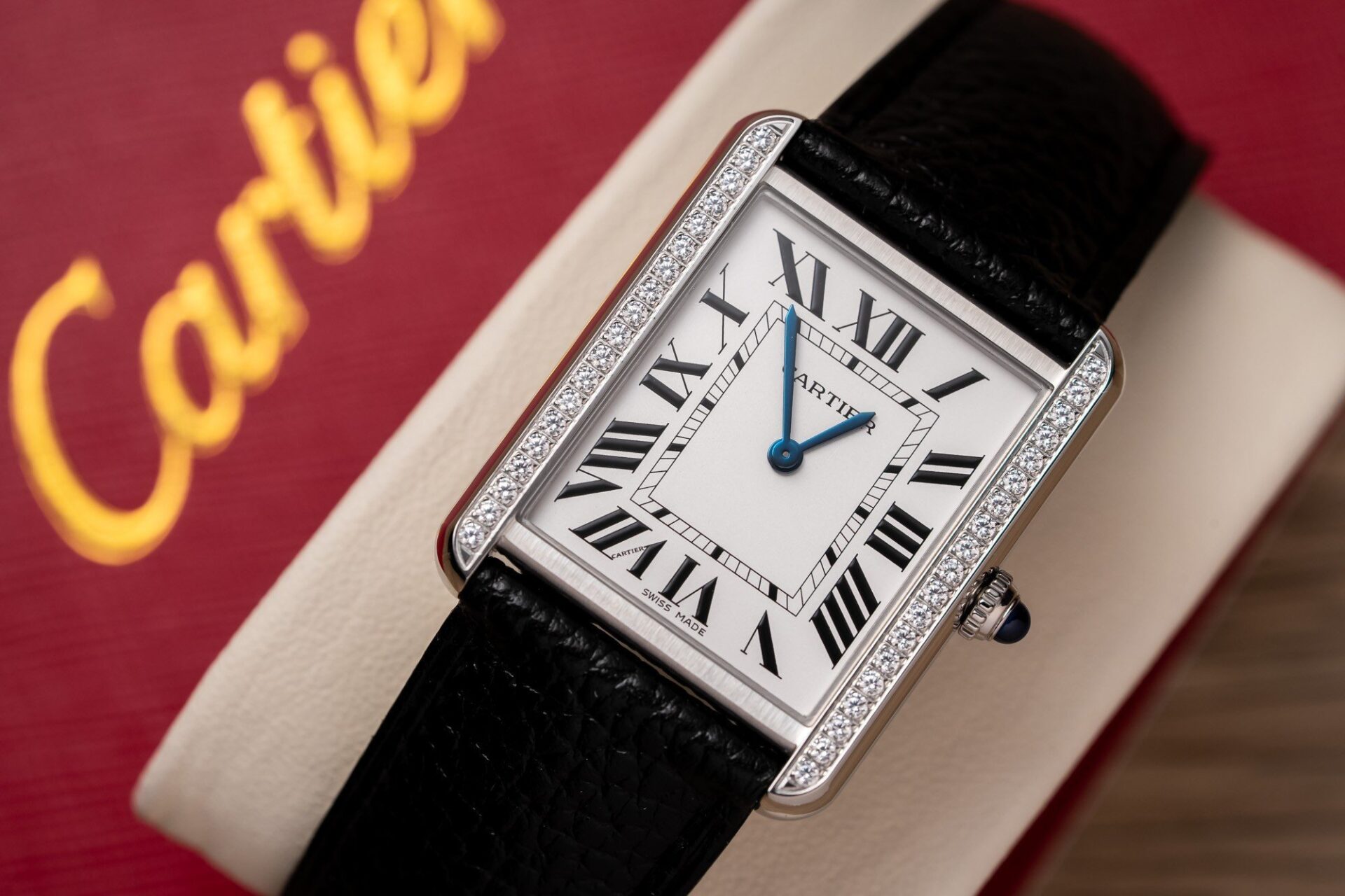 Cartier Fake Watch Tank Must W4TA0017 White Dial Leather Strap 33.7 25.5mm - Top club