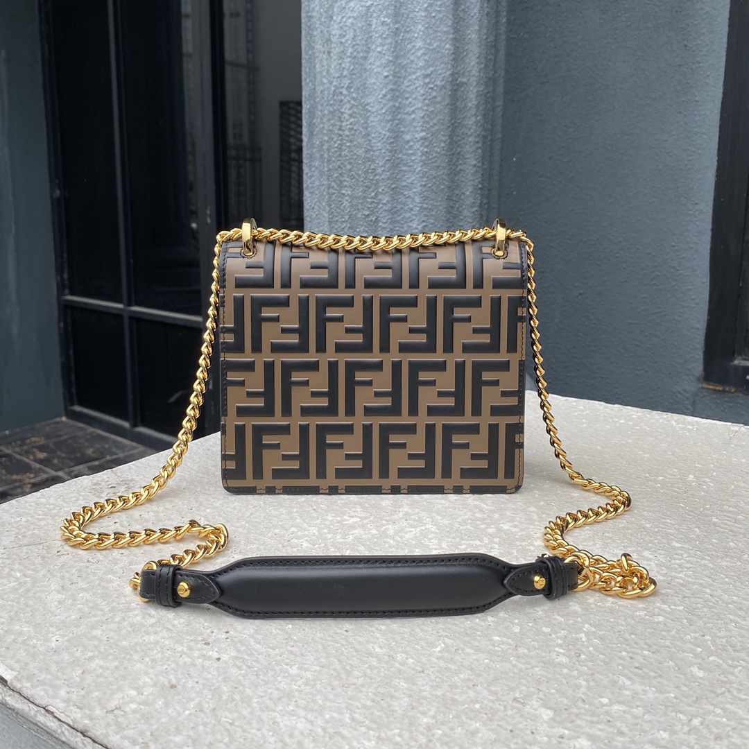 fendi kan i shoulder bag - Replicaclubs