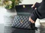 CHANEL COCO HADNLE