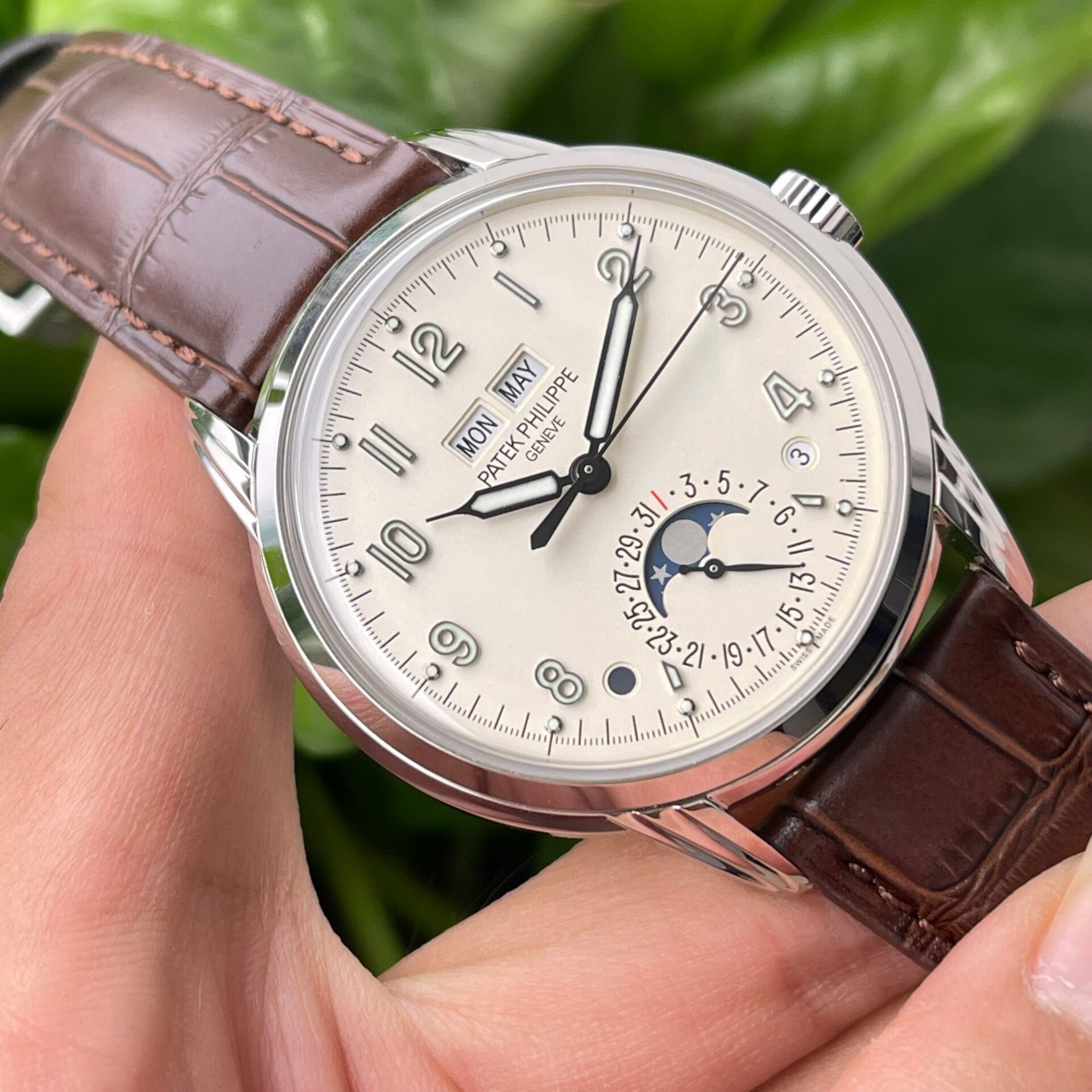 Patek Philippe Replica 1:1 Watch Complications 5320G White Dial 40mm - Elite Watch Atelier