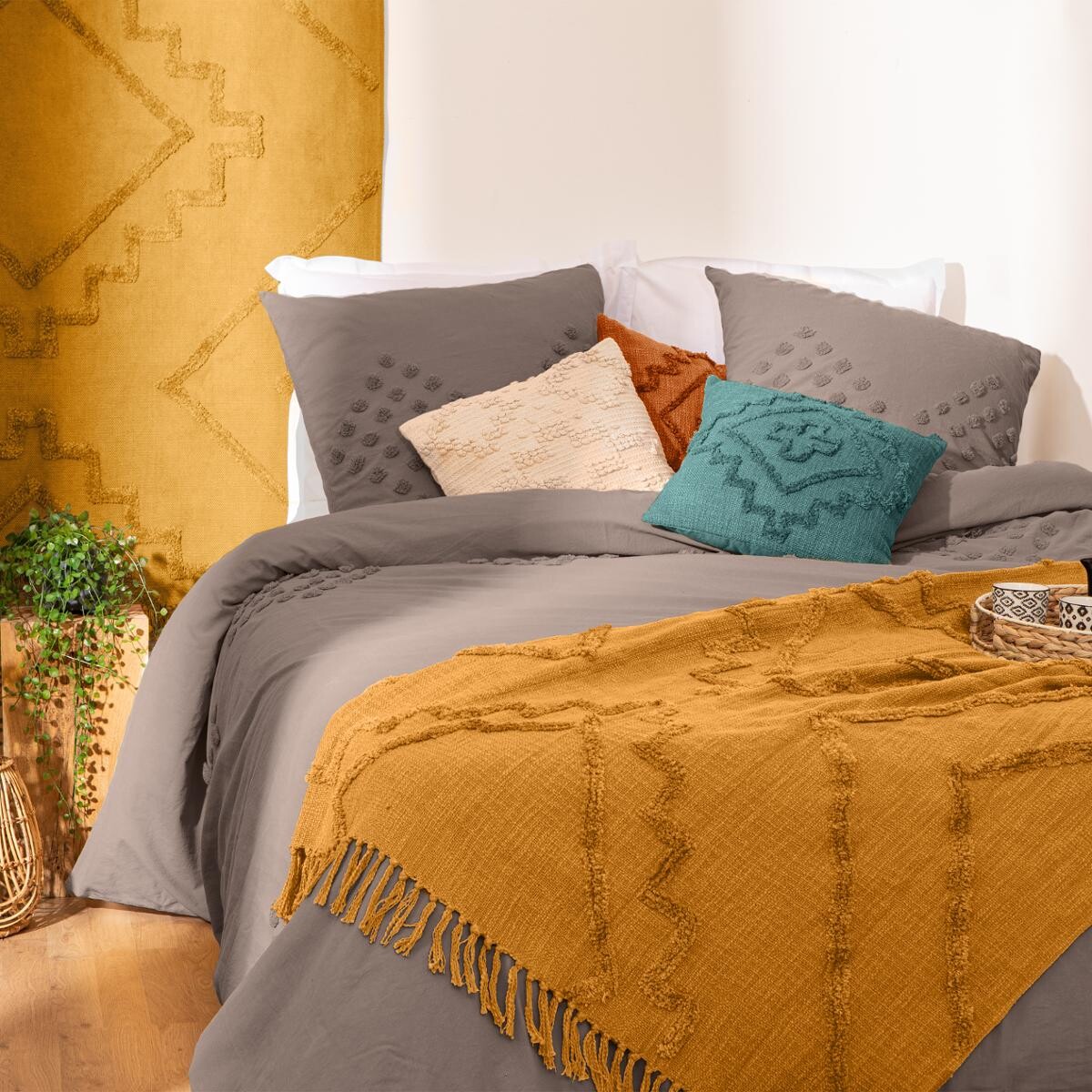 Bed throw "Inca", tufted cotton Mustard yellow, 130x180 cm