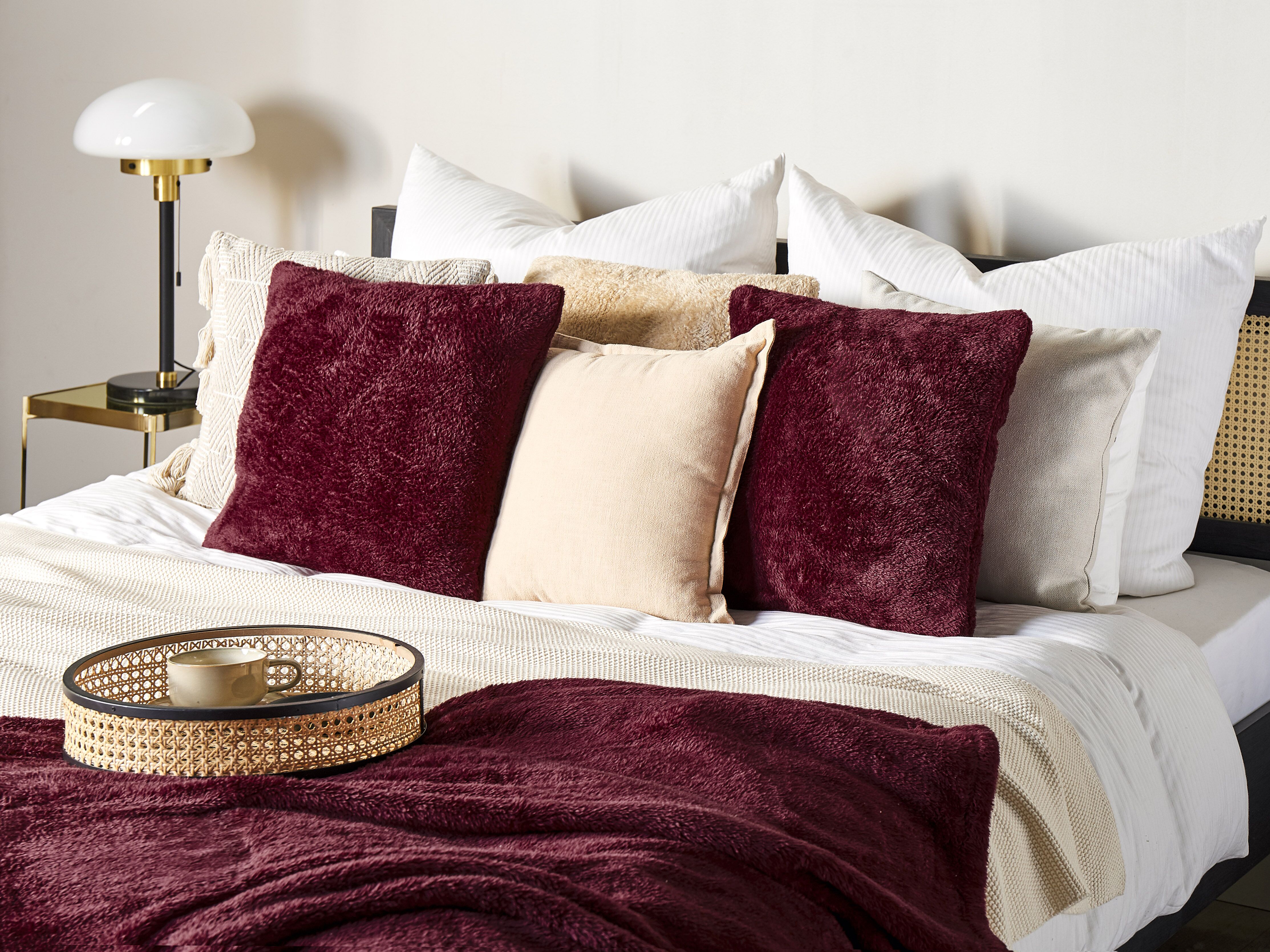 Throw Cushion PILEA Faux Fur 45 x 45 cm Burgundy Solid