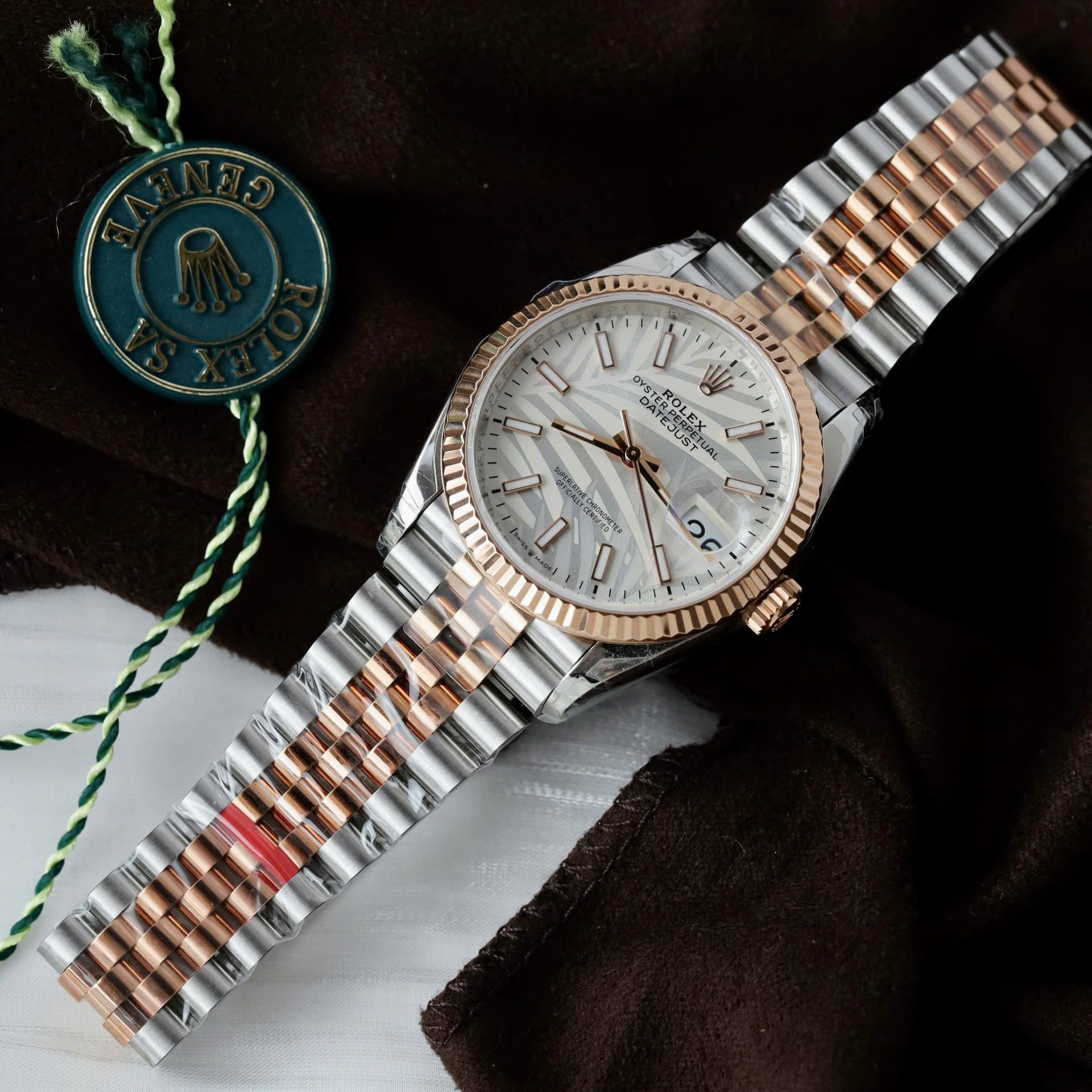 Rolex DateJust 126231 Best Copies Watch Palm Dial VS Factory 36mm - Elite Watch Atelier