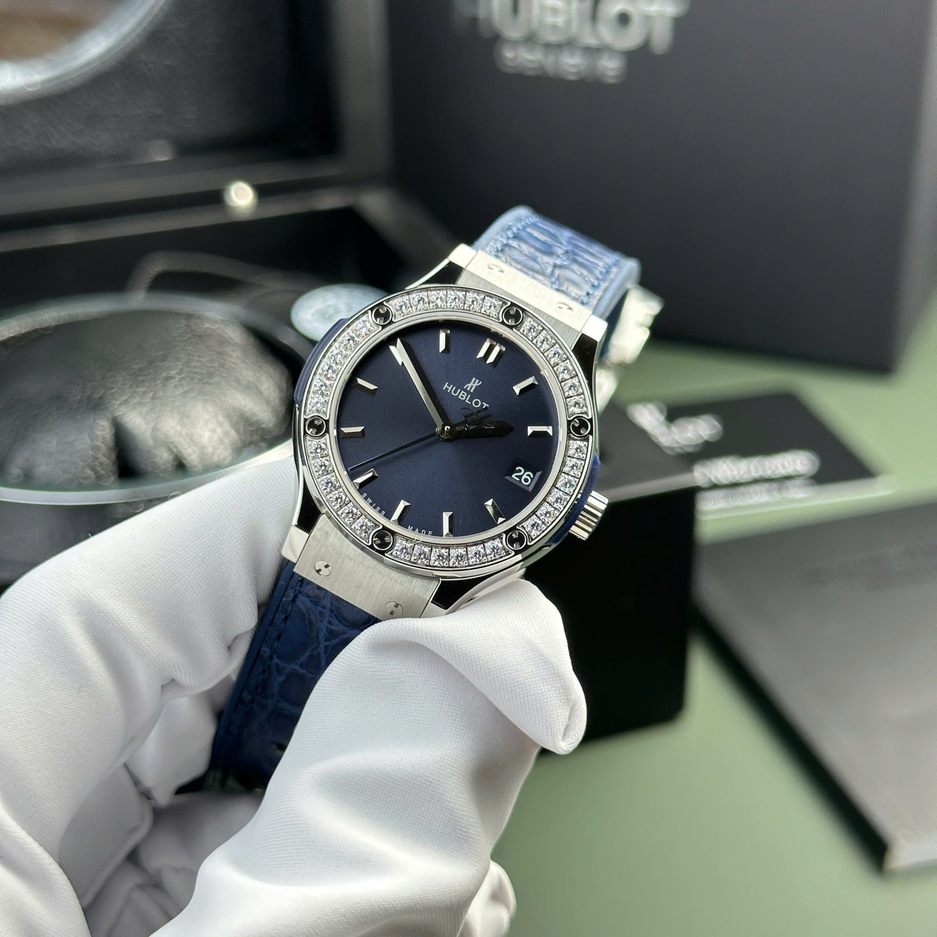 Hublot Classic Fusion Replica Watches Womens Blue HB Factory 33mm - Top club