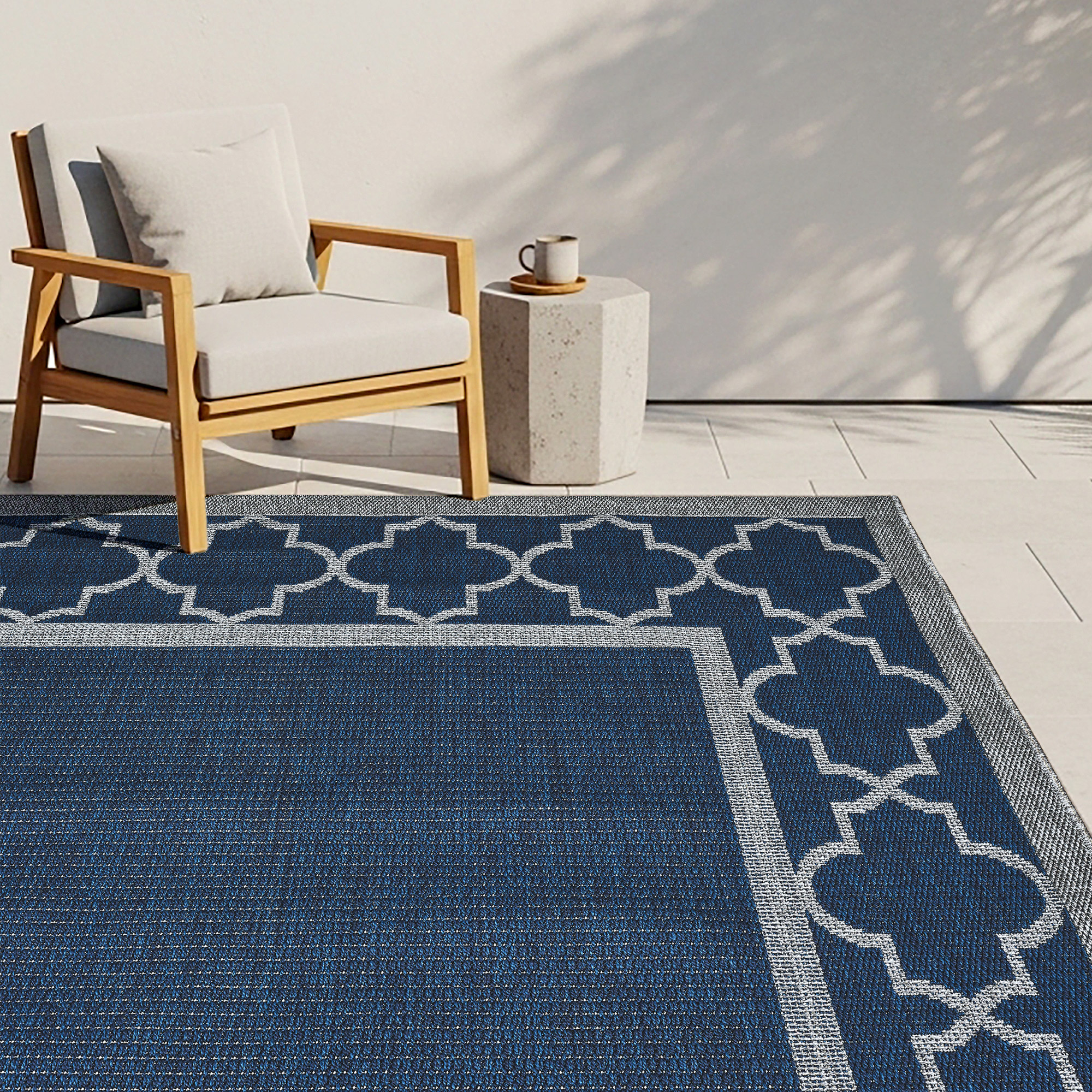 Laguna Indoor/Outdoor Area Rug, Simeon Navy Gray, 7’10” x 10’