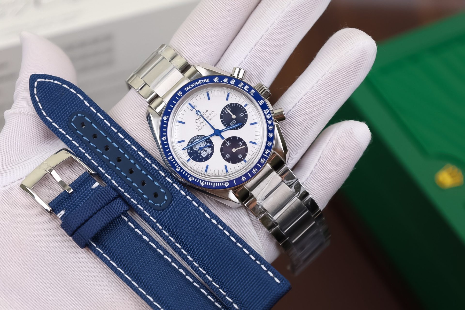 Omega Best Replica Watch Speedmaster Snoopy Avard Chronograph N1 Factory 42mm - Elite Watch Atelier
