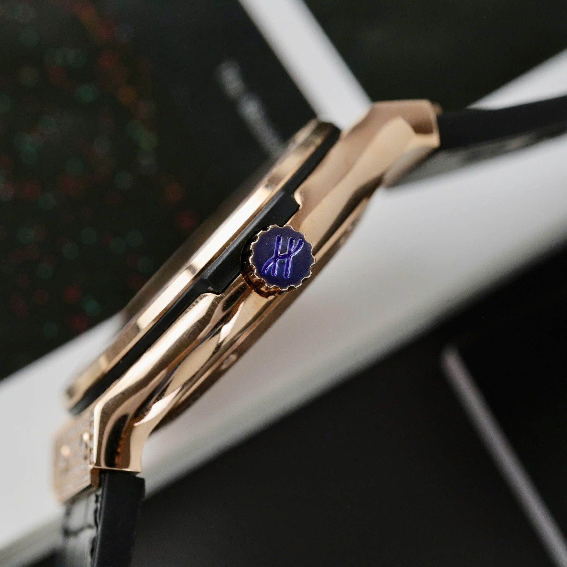 Hublot Classic Fussion King Gold Best Replica Watches Custom Full Moissanite Diamonds 42mm - Top club