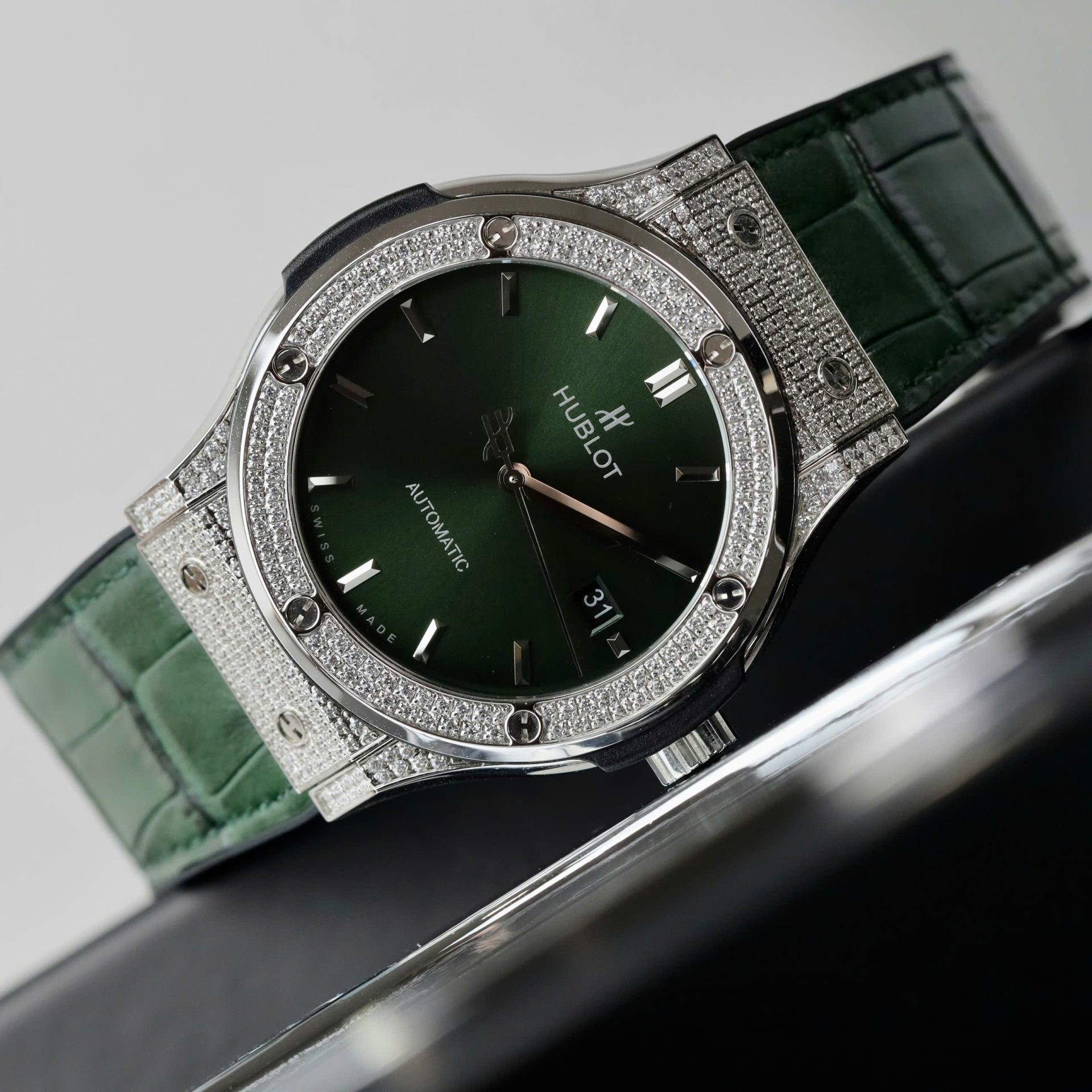 Hublot Classic Fusion Replica Watch Green Dial HB Factory 42mm - Top club
