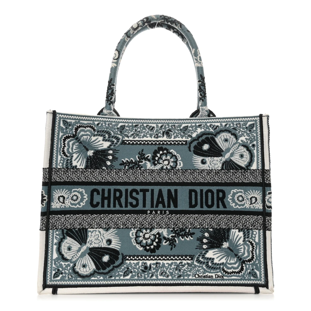 Mirror Quality Replica Dior Tote – Style and Elegance Combined
