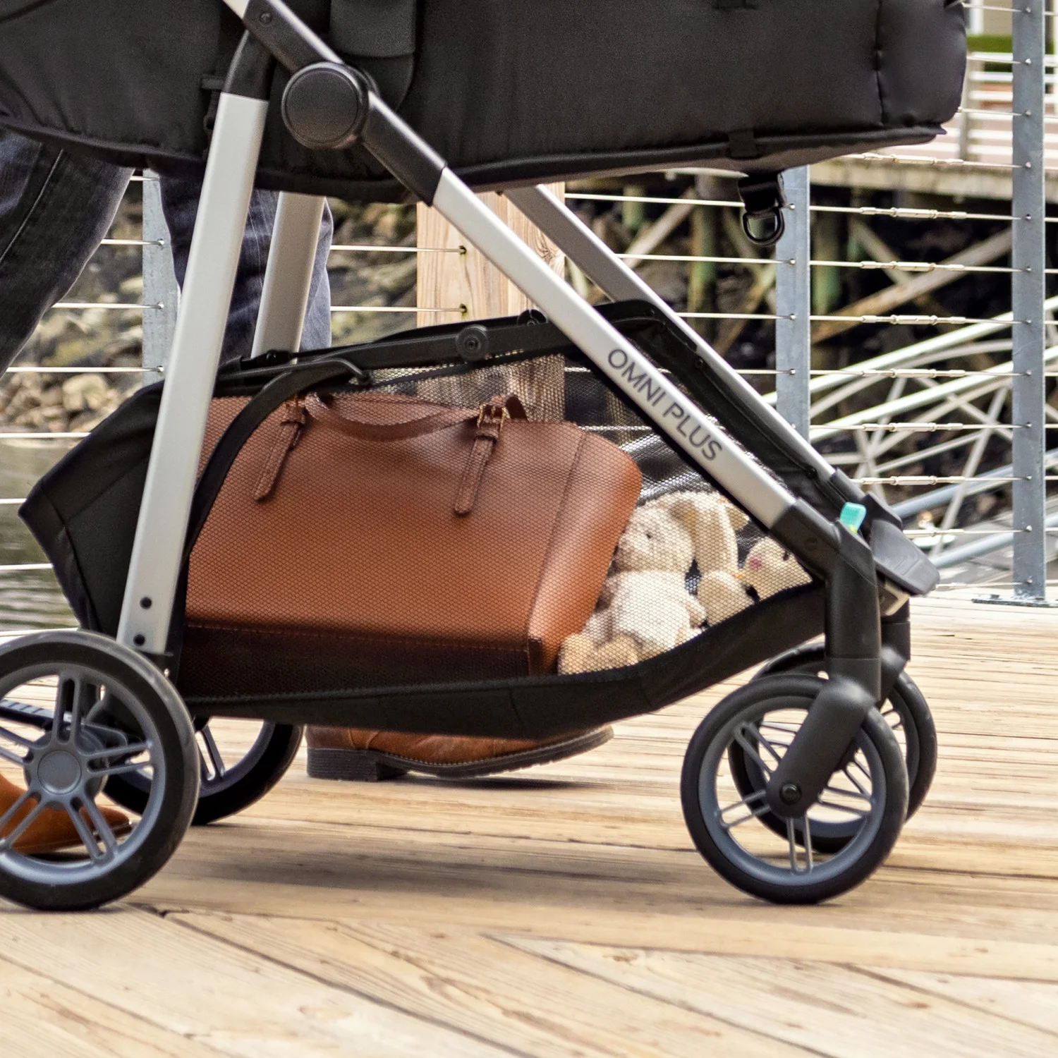 Evenflo Omni Plus Modular Travel System with LiteMax Sport Infant Car Seat, Mylar Gray, Unisex - Image 2