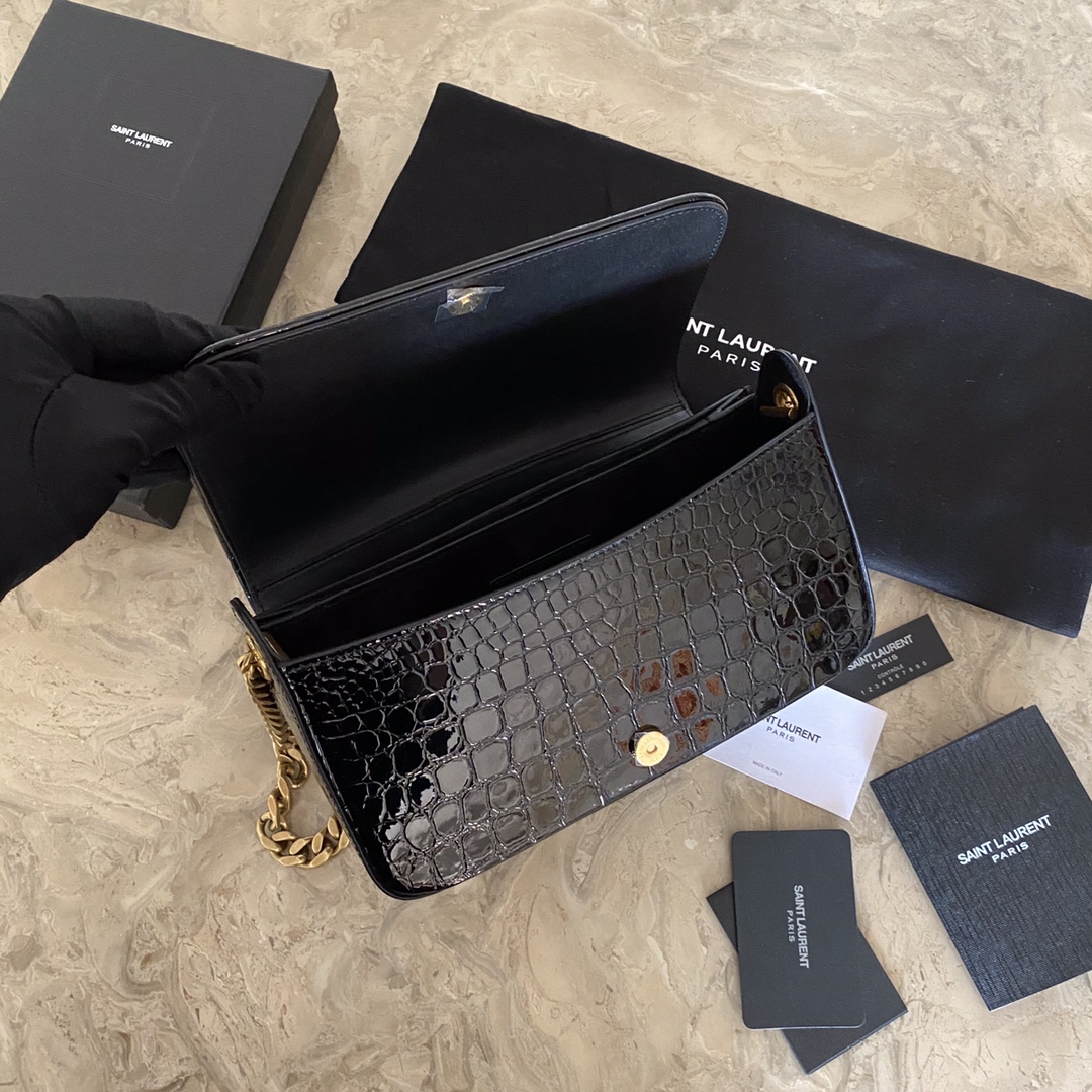 ELISE SHOULDER BAG IN ALLIGATOR-EMBOSSED PATENT LEATHER1:1High-quality replica