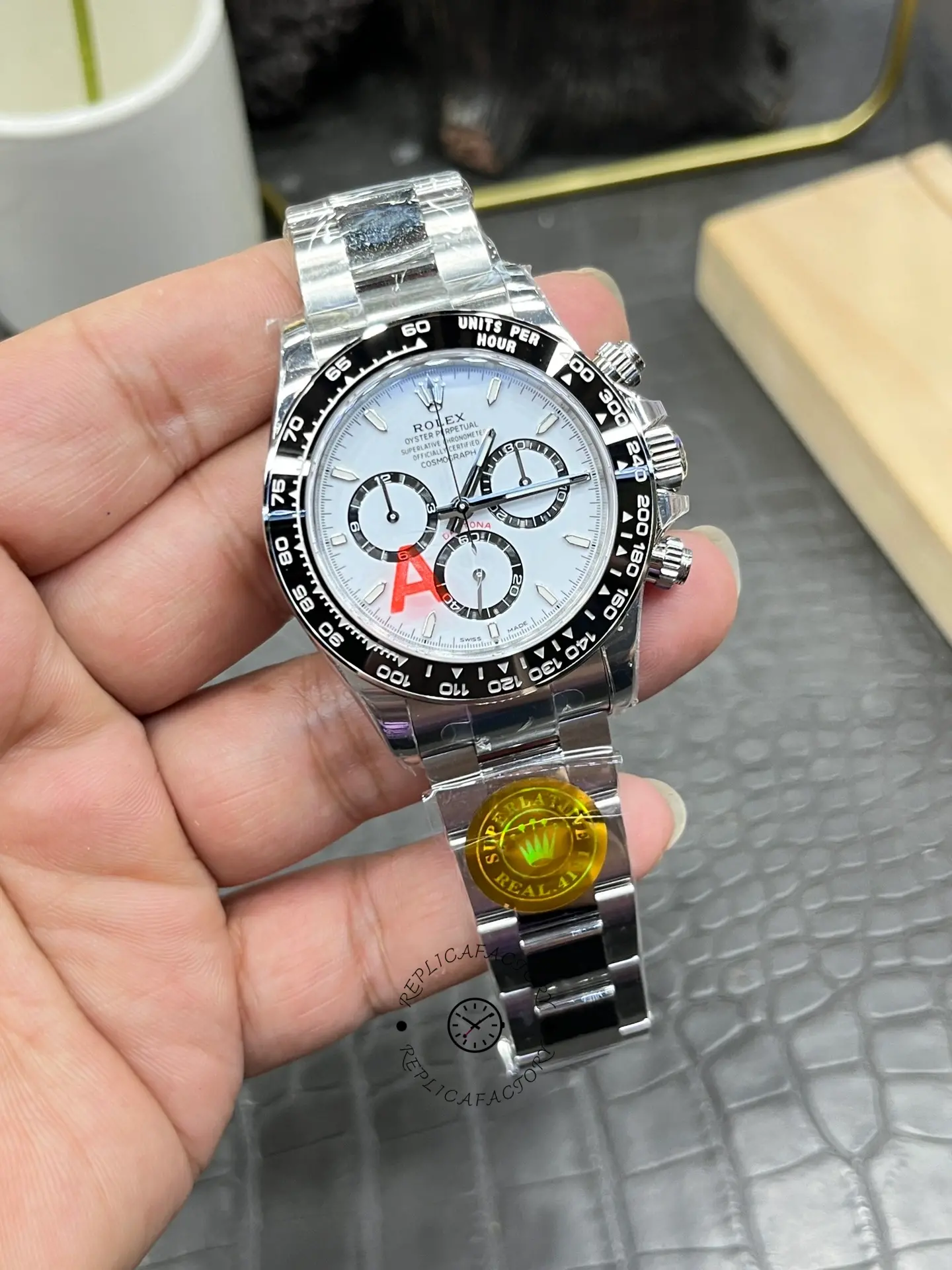 Rolex Cosmograph Daytona Oyster Oystersteel M126500ln 0001 40mm - House of Replica