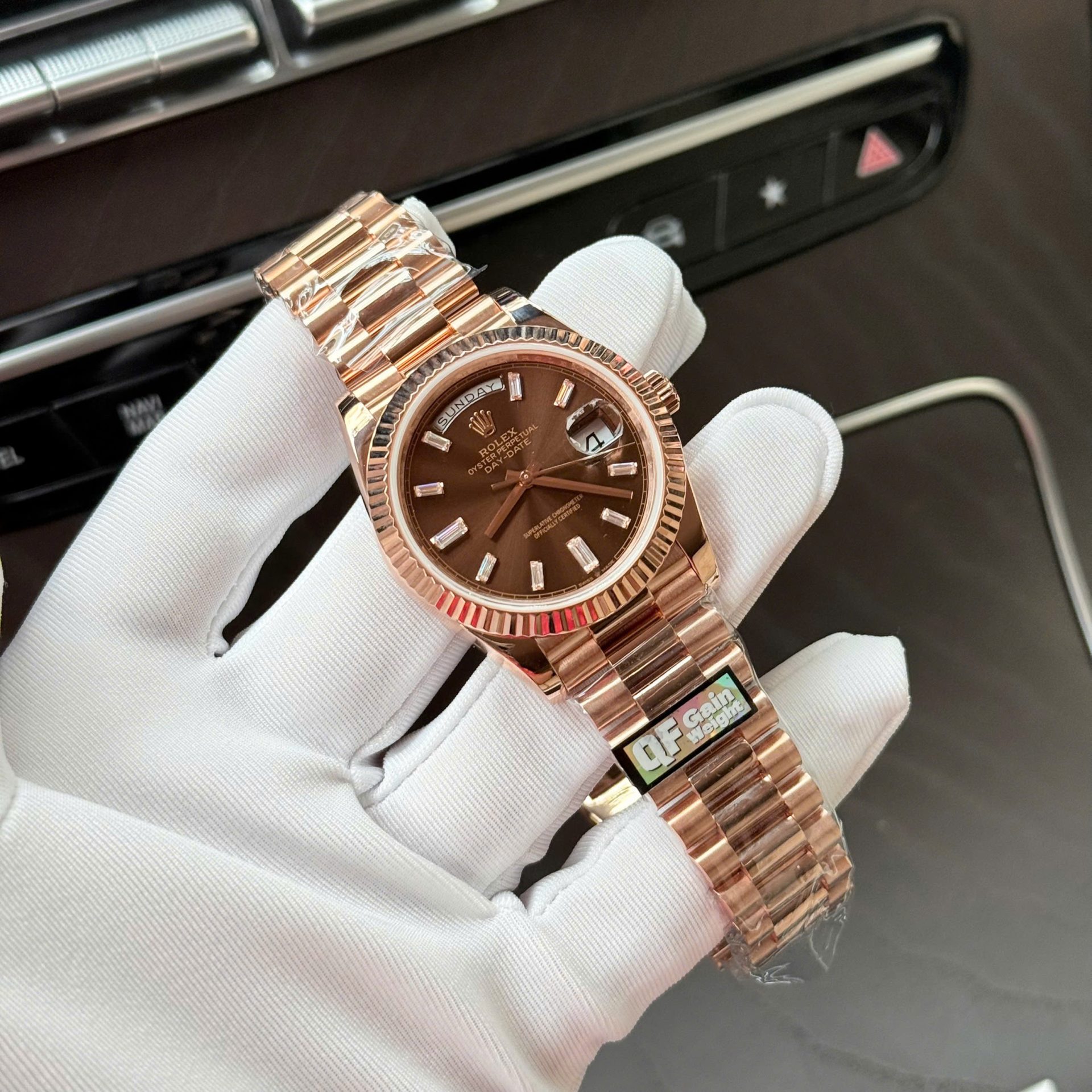 Rolex Day-Date Dial Chocolate Copies Watch 18K Gold Wrapped Weight 186Gram QF 40mm - Top club
