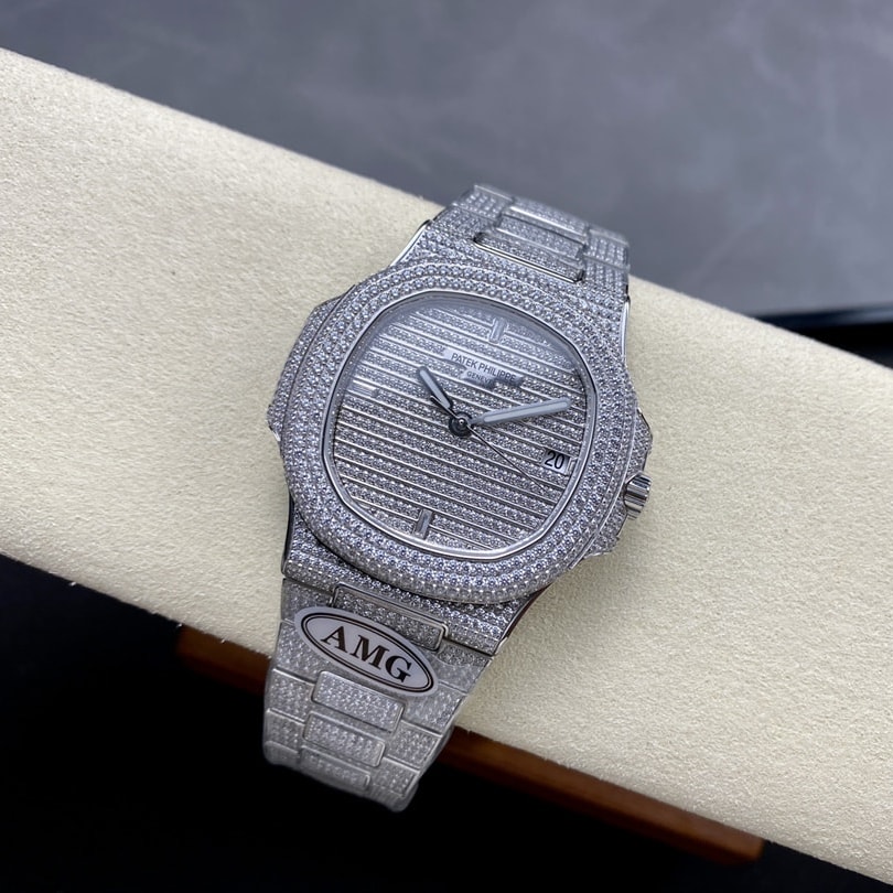 Fake Diamond Watch Patek Philippe Replica 5719/1G-001 Nautilus 40mm White Gold Diamond Pave White Gold Diamond Set Automatic AMG(1:1 replica) - Elite Watch Atelier