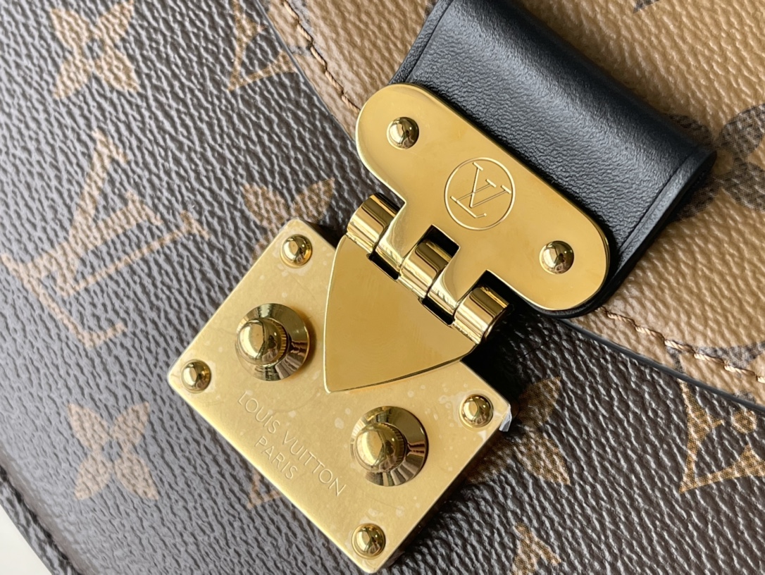 Louis Vuitton Tilsitt m465481:1High-quality replica