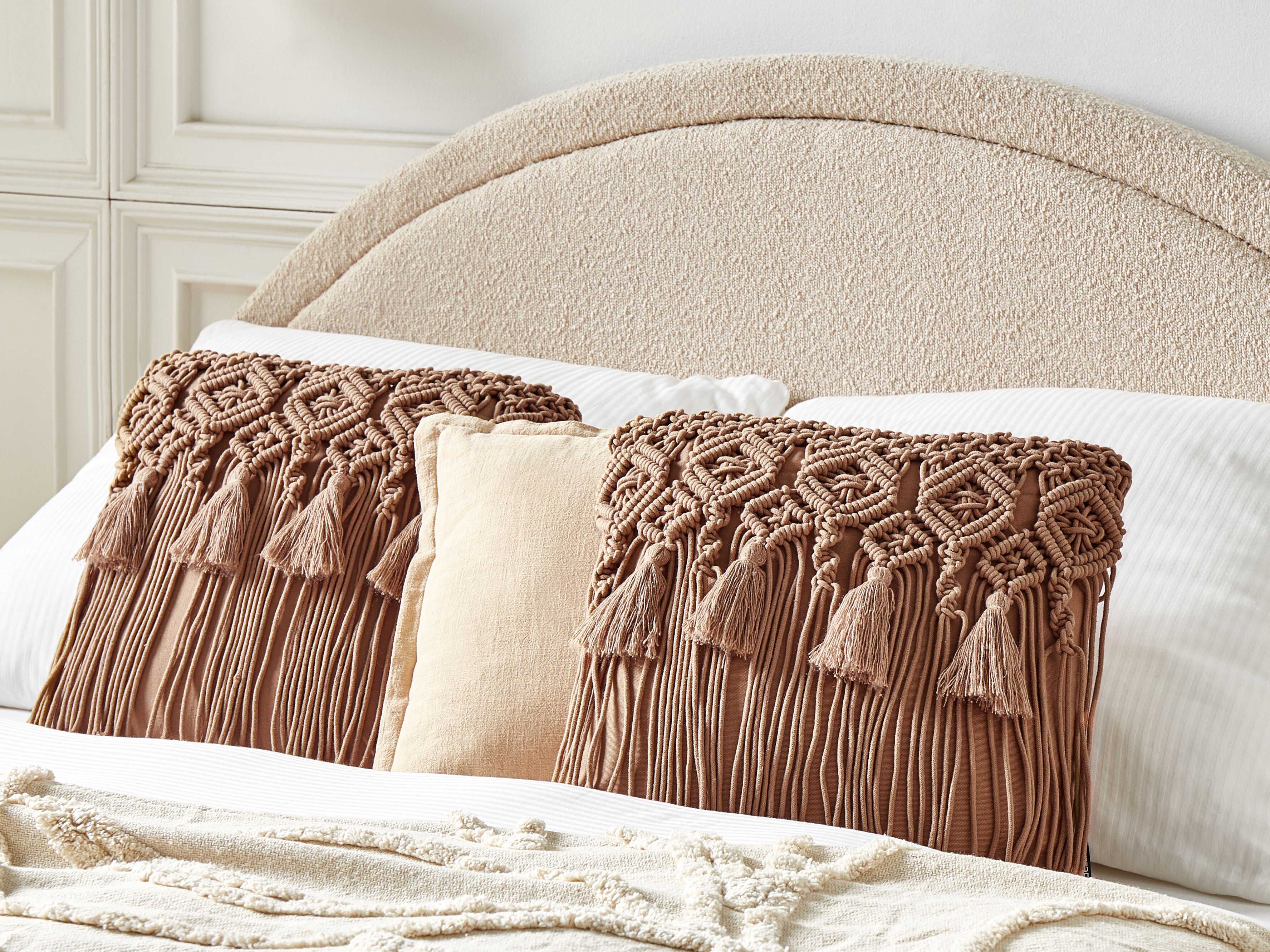 Set of 2 Decorative Cushions BAMIAN Cotton 45 x 45 cm Light Brown Geometric Pattern
