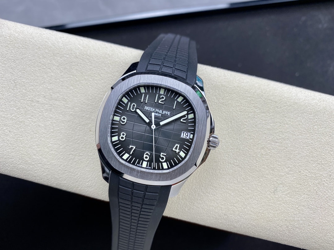 Fake Patek Philippe Replica Watch Aquanaut Date Sweep Seconds Stainless Steel Black Dial 5167A-001 3KF(1:1 replica) - Top club