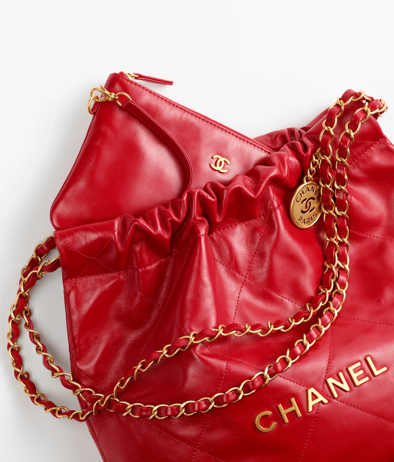 CHANEL 22 SMALL HANDBAG Shiny Calfskin & Gold-Tone Metal Red1:1High-quality replica
