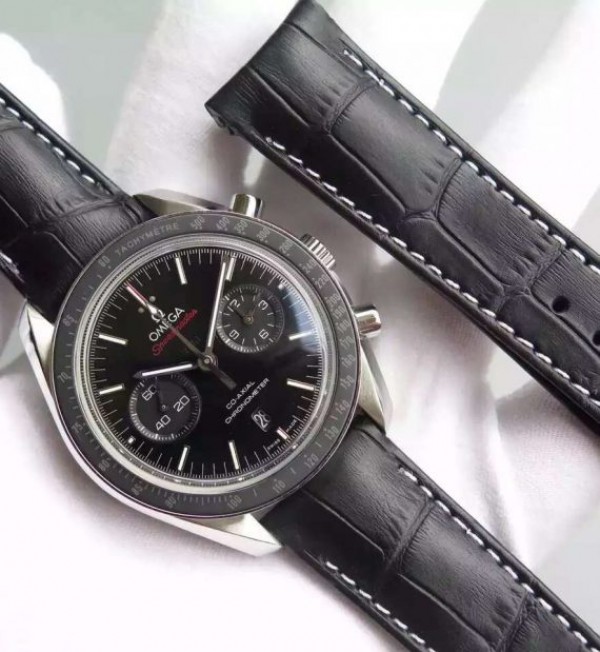 Replica Omega Speedmaster Moonwatch Chrono Dark Side Of The Moon Leather A9300 - Top club