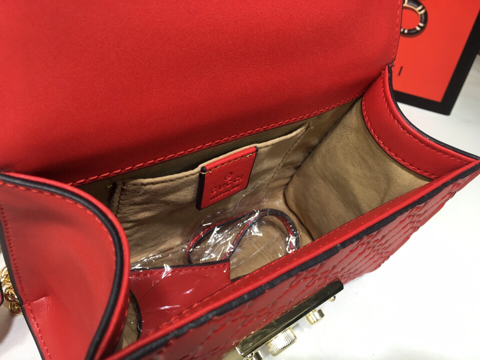 Replica Gucci Padlock Small Signature Shoulder Bag 4094871:1High-quality replica