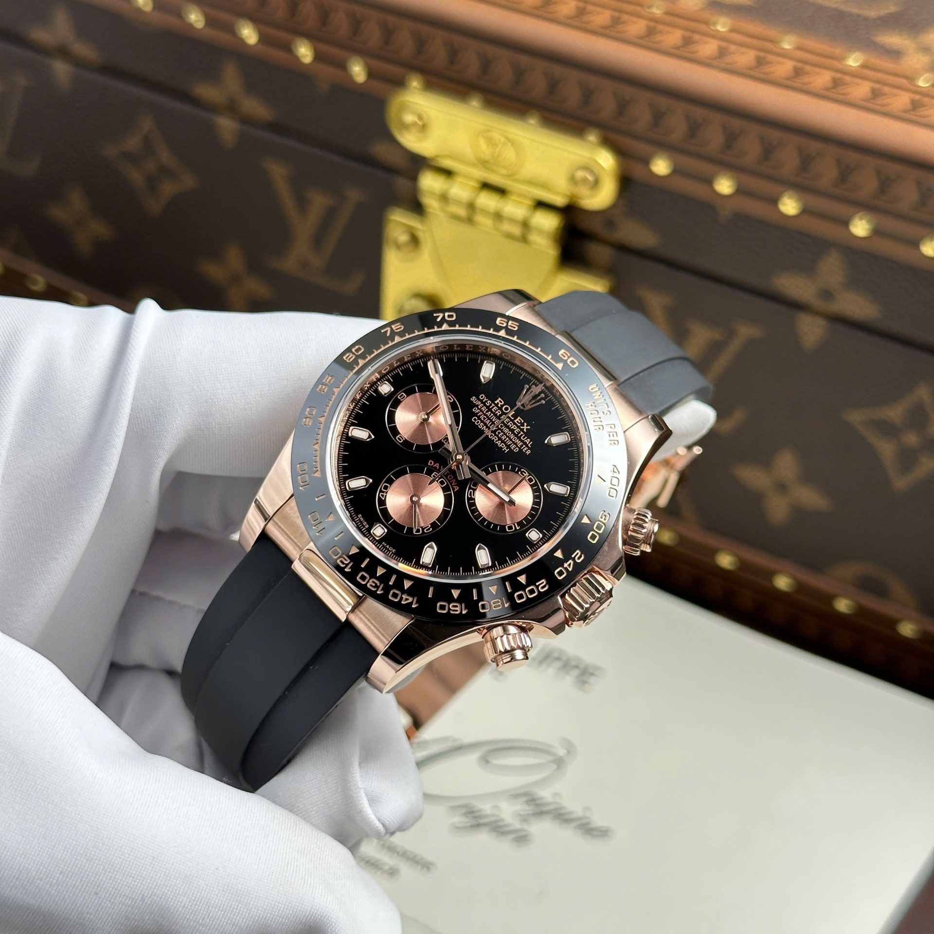 Rolex Cosmograph Daytona 116515LN Black Dial Replica 11 Watch Gold Wrapped 40mm - Elite Watch Atelier