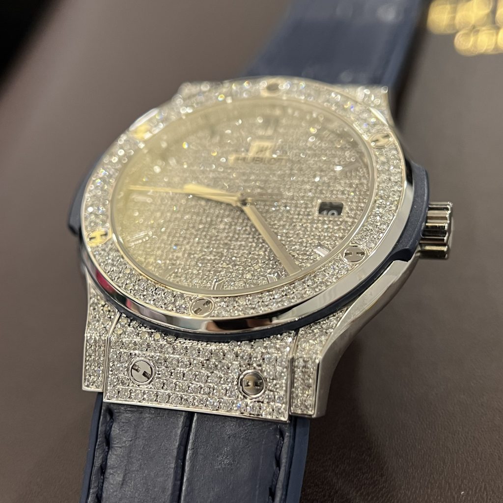 Hublot Best Replica Watch Classic Fusion Custom Natural Diamonds 42mm - Top club