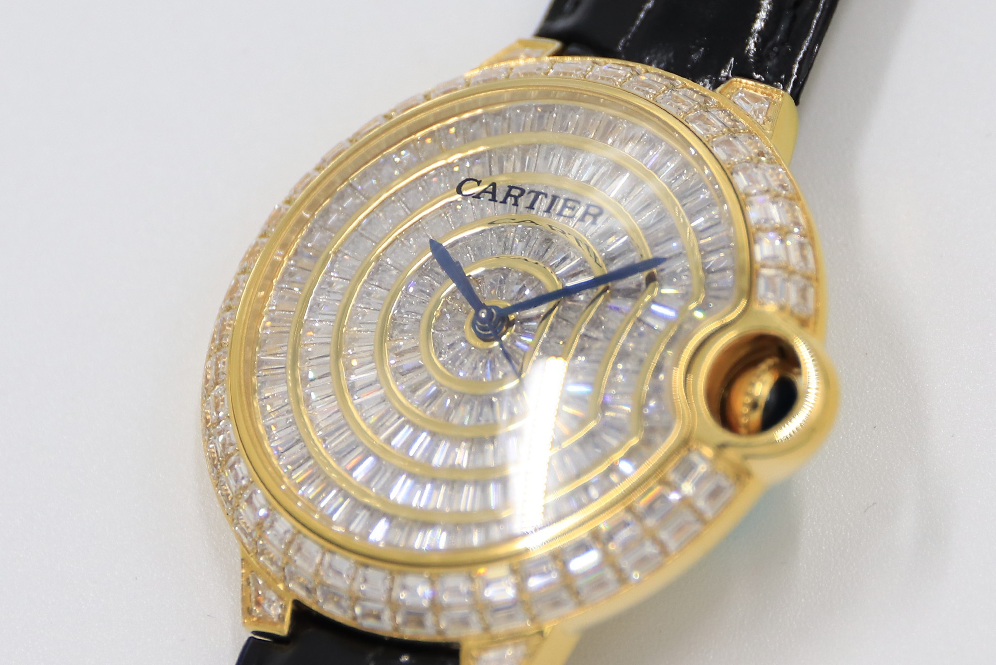 Cartier Blue Balloon Square Diamonds Sky Star Watch - Gold - Leather(1:1 replica) - Top club