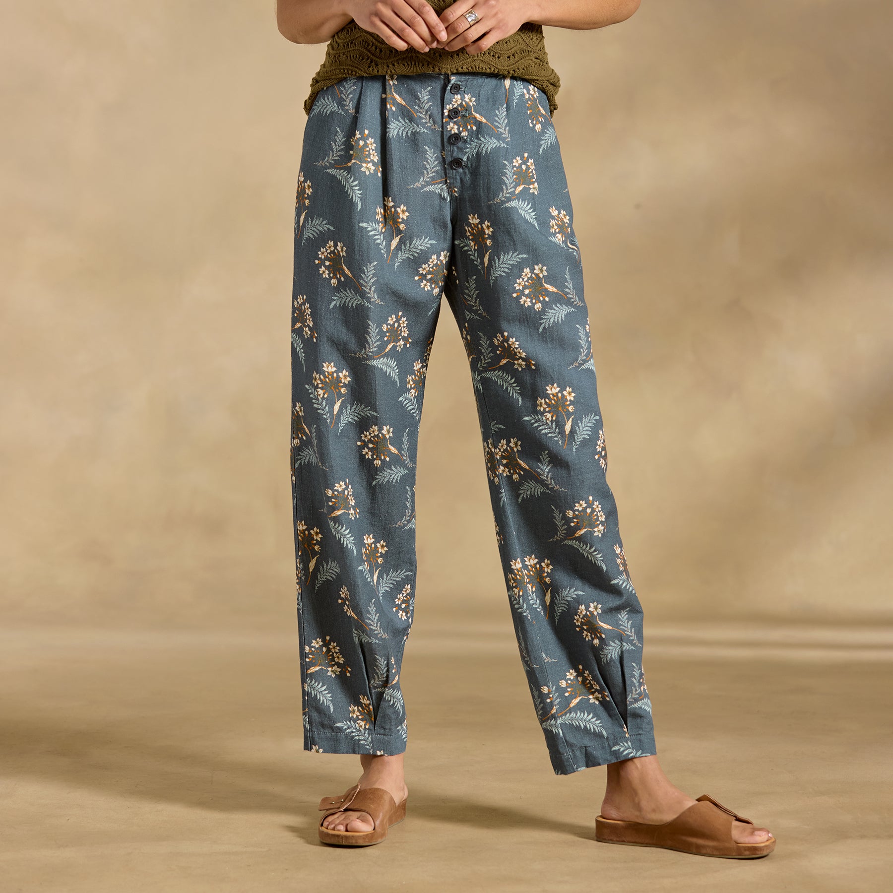 Benicia Pleated Pants - Sundance Clothing