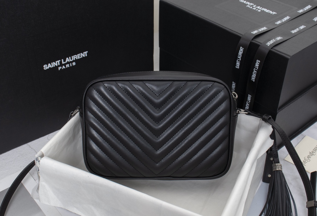 Replica Ysl Lou Camera Bag In Quilted Leather- Black/Silver1:1High-quality replica