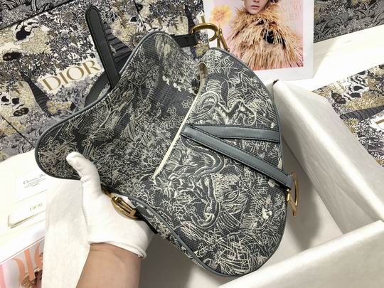 Saddle Bag in Gray Toile de Jouy Reverse Jacquard – DB0791:1High-quality replica