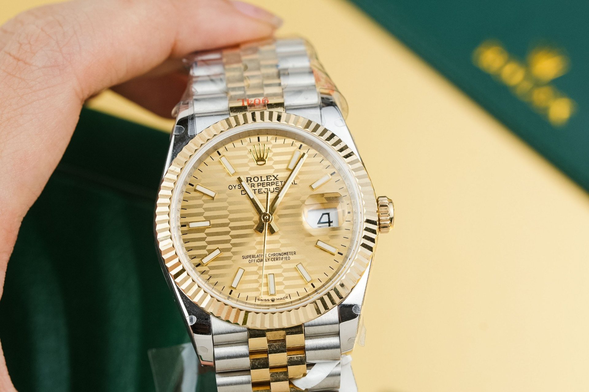 Rolex Best Replica Watch DateJust 126233 Yellow Champagne Fluted Dial Gold Wrapped 36mm - Elite Watch Atelier