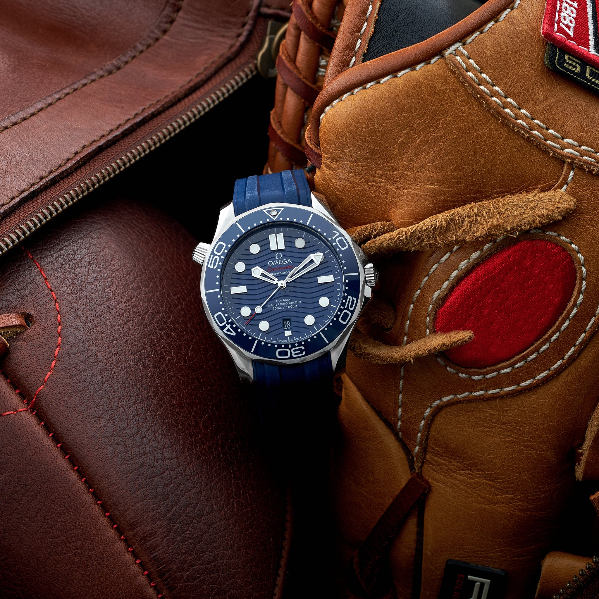 Seamaster Diver 300M Co-Axial Master Chronometer 42mm Blue Dial On Rubber Strap(1:1 replica) - Top club