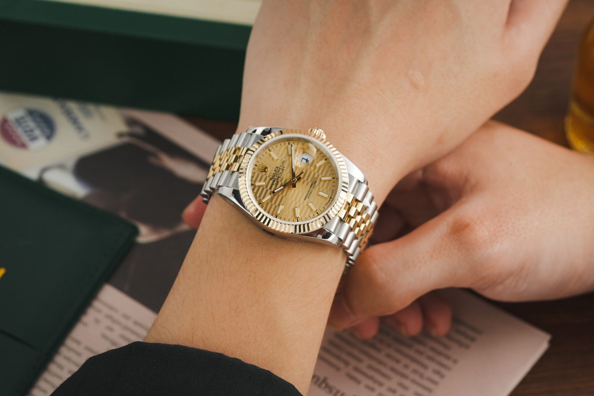 Rolex Best Replica Watch DateJust 126233 Yellow Champagne Fluted Dial Gold Wrapped 36mm - Top club