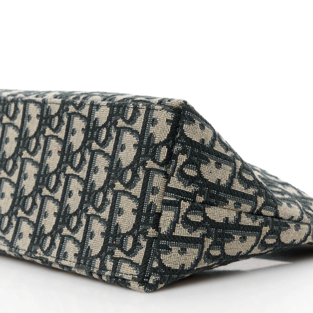 Mirror Quality Replica Dior Travel Pouch – Luxury Redefined1:1High-quality replica