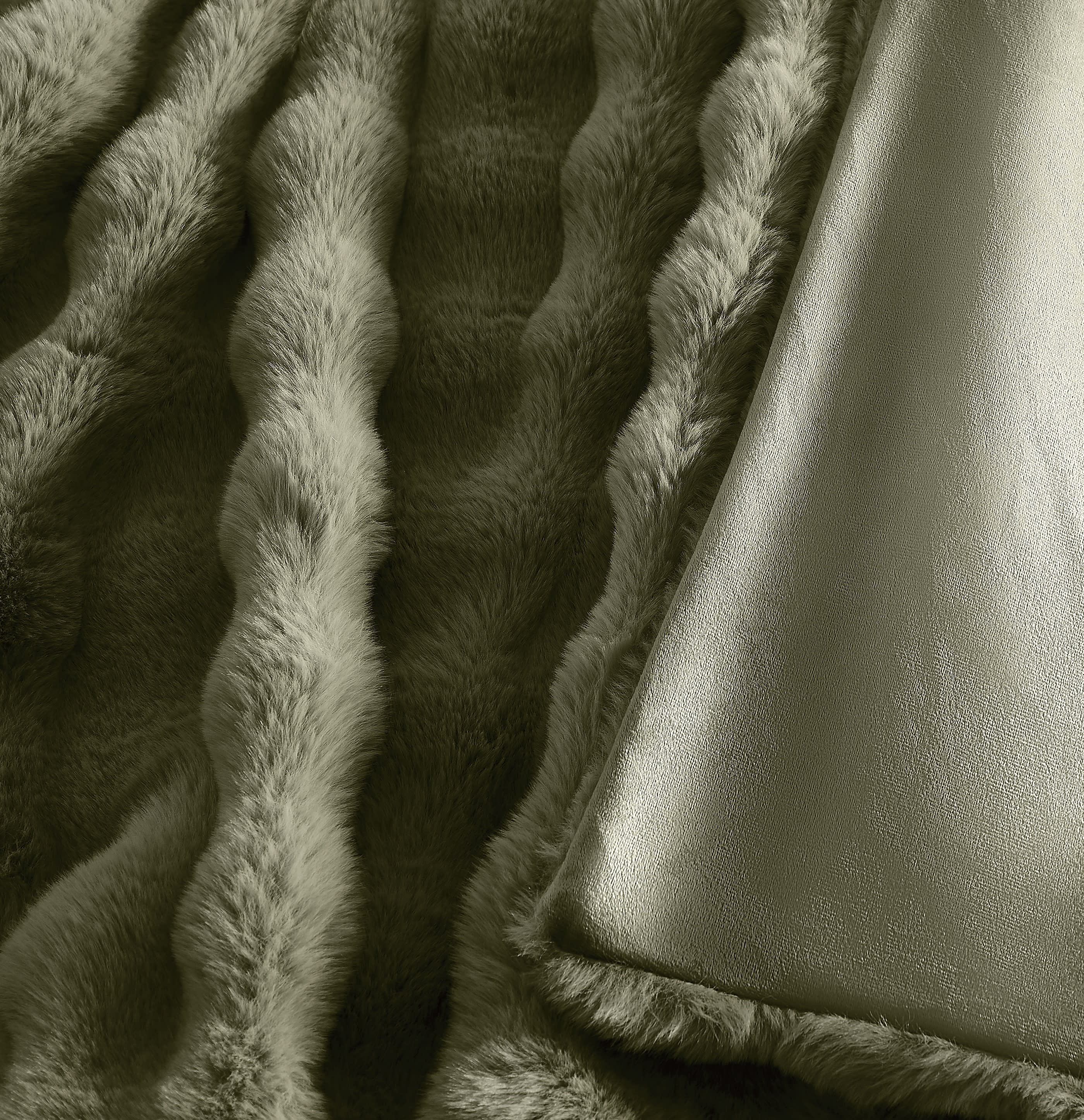 Brooklyn Loom Bubble Faux Fur 100% Microfiber Polyester Twin XL Blanket in Green, All Season, Adult Size, OEKO-TEX Certified - Image 2