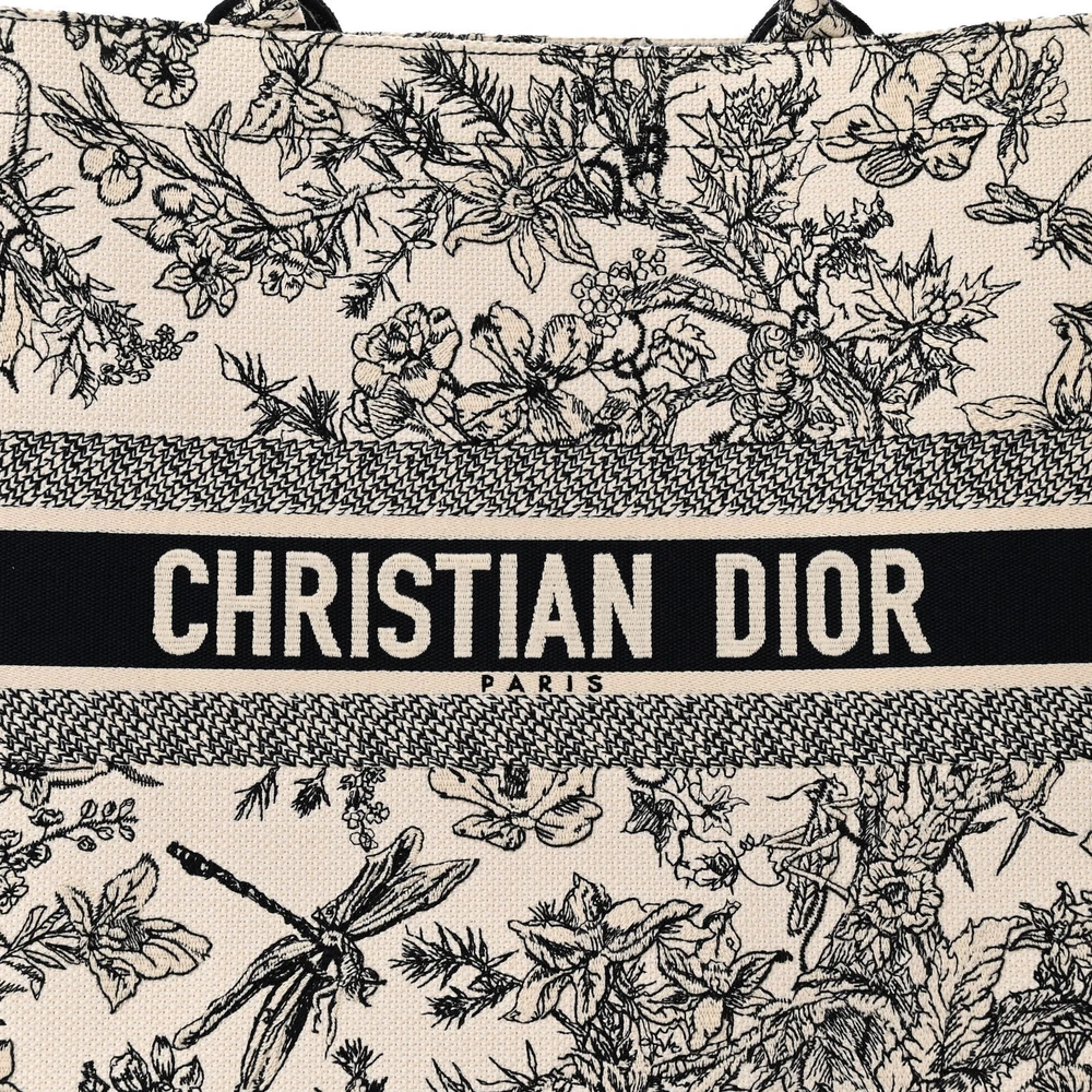Dior Latte Embroidered Book Tote Replica – Mirror Quality Craft1:1High-quality replica