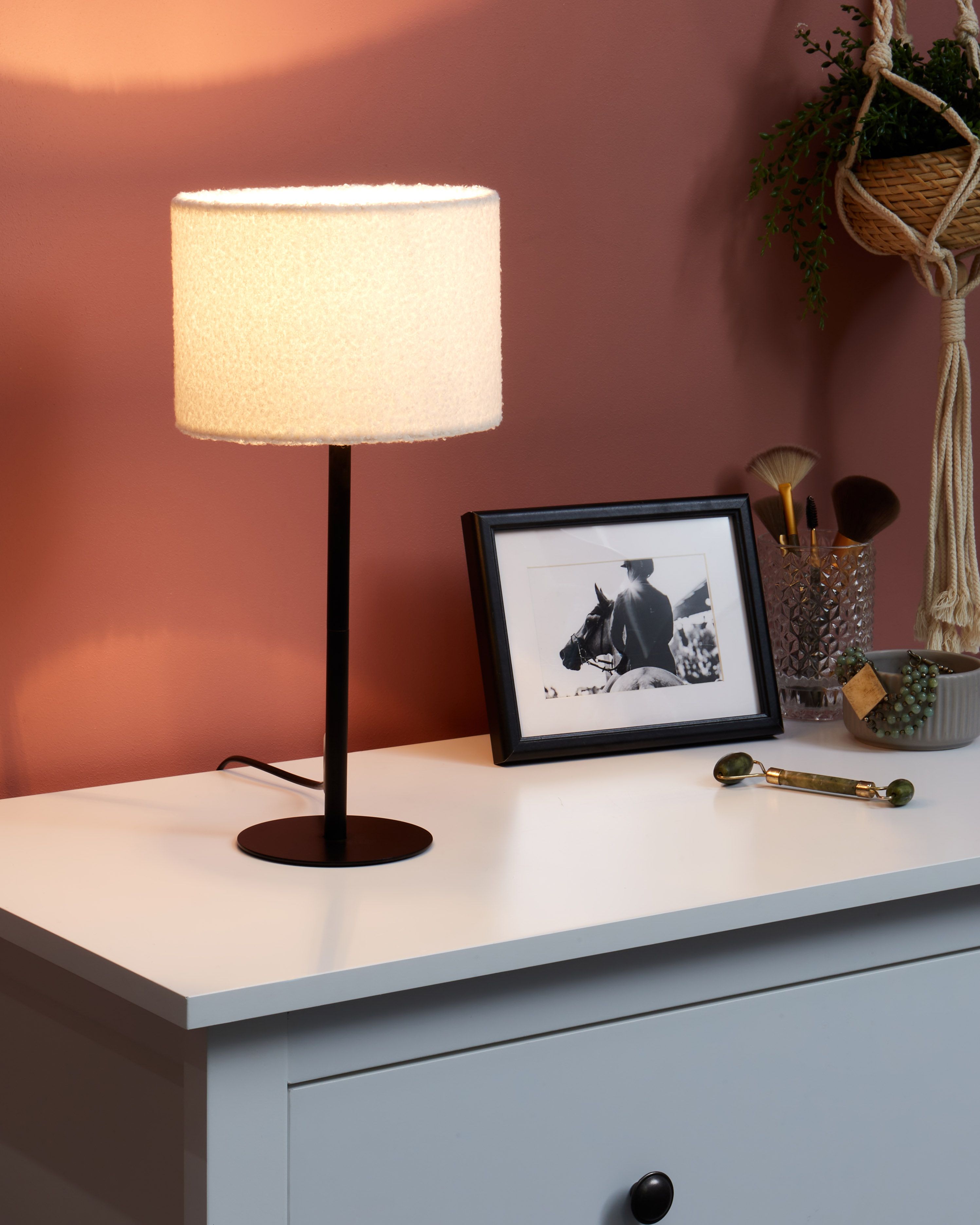 Table Lamp VINAZCO Boucle White