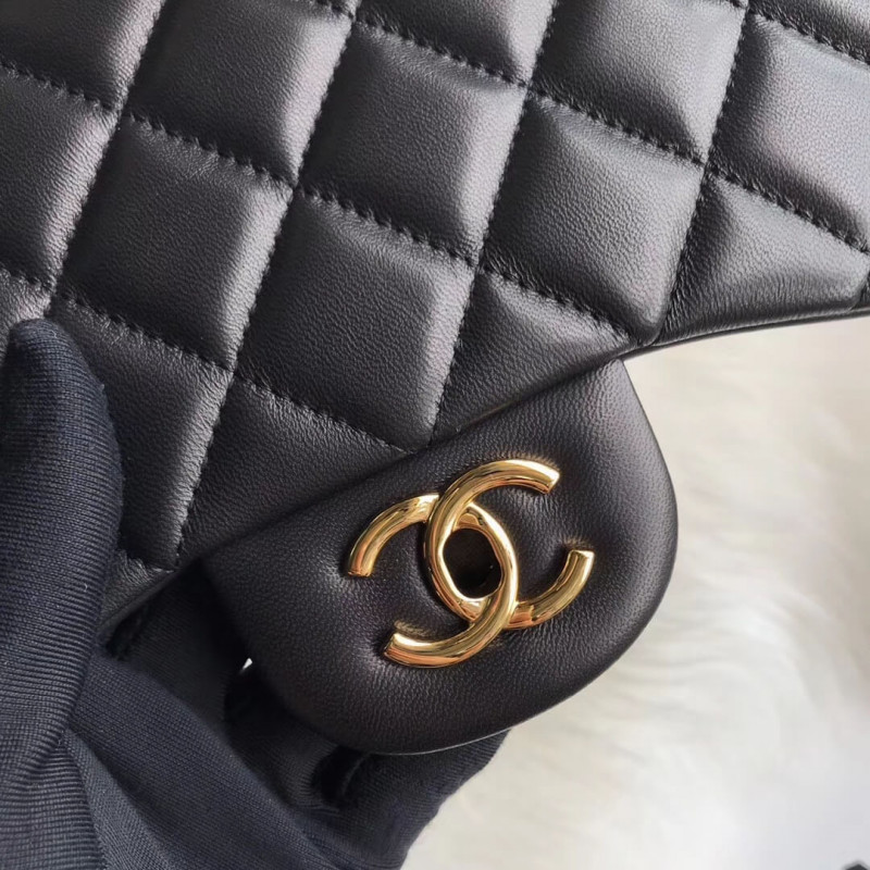 Replica Chanel Lambskin 30Cm Classic Flap Bag A1113 Black1:1High-quality replica