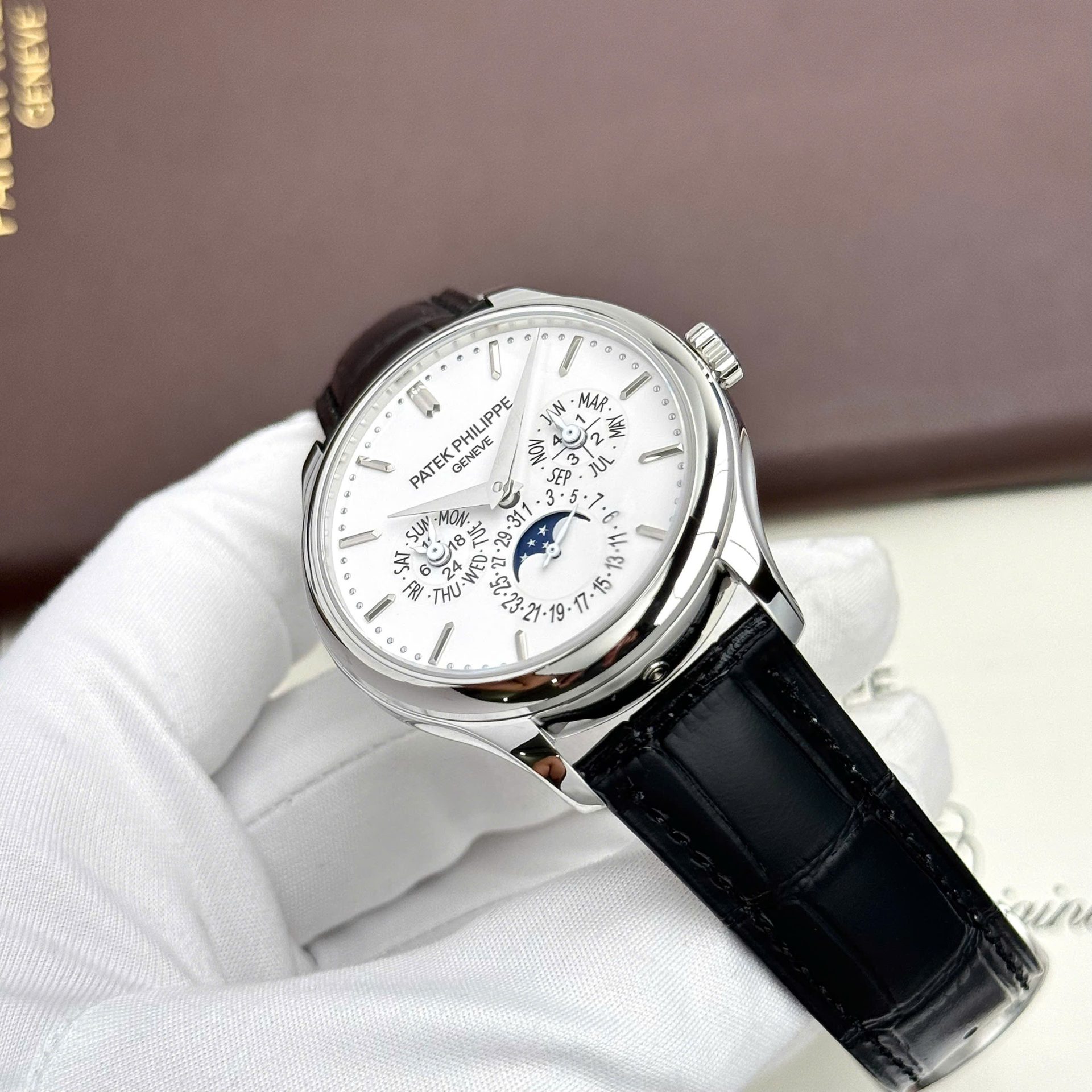 Patek Philippe Best Replica Watches Grand Complications 5327G Automatic Movement White Dial 40mm - Top club