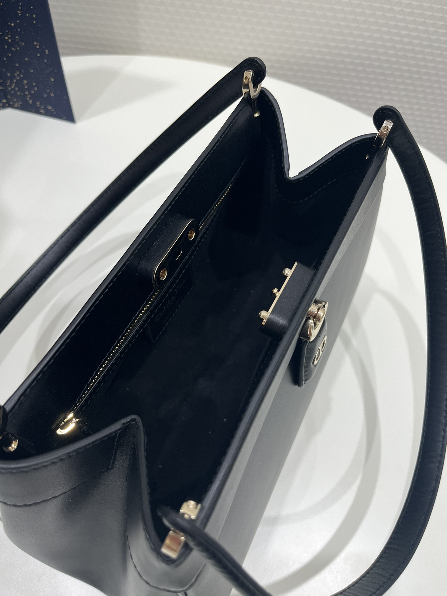 Medium Dior Key Bag Black For Women 12in/30 cm M1843OBEQ_M9001:1High-quality replica