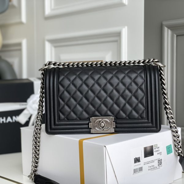 Chanel WOC