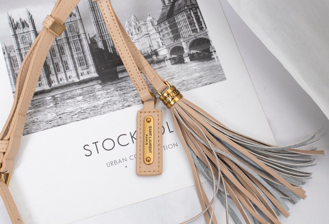 TO – Luxury Edition Bags SLY 1061:1High-quality replica
