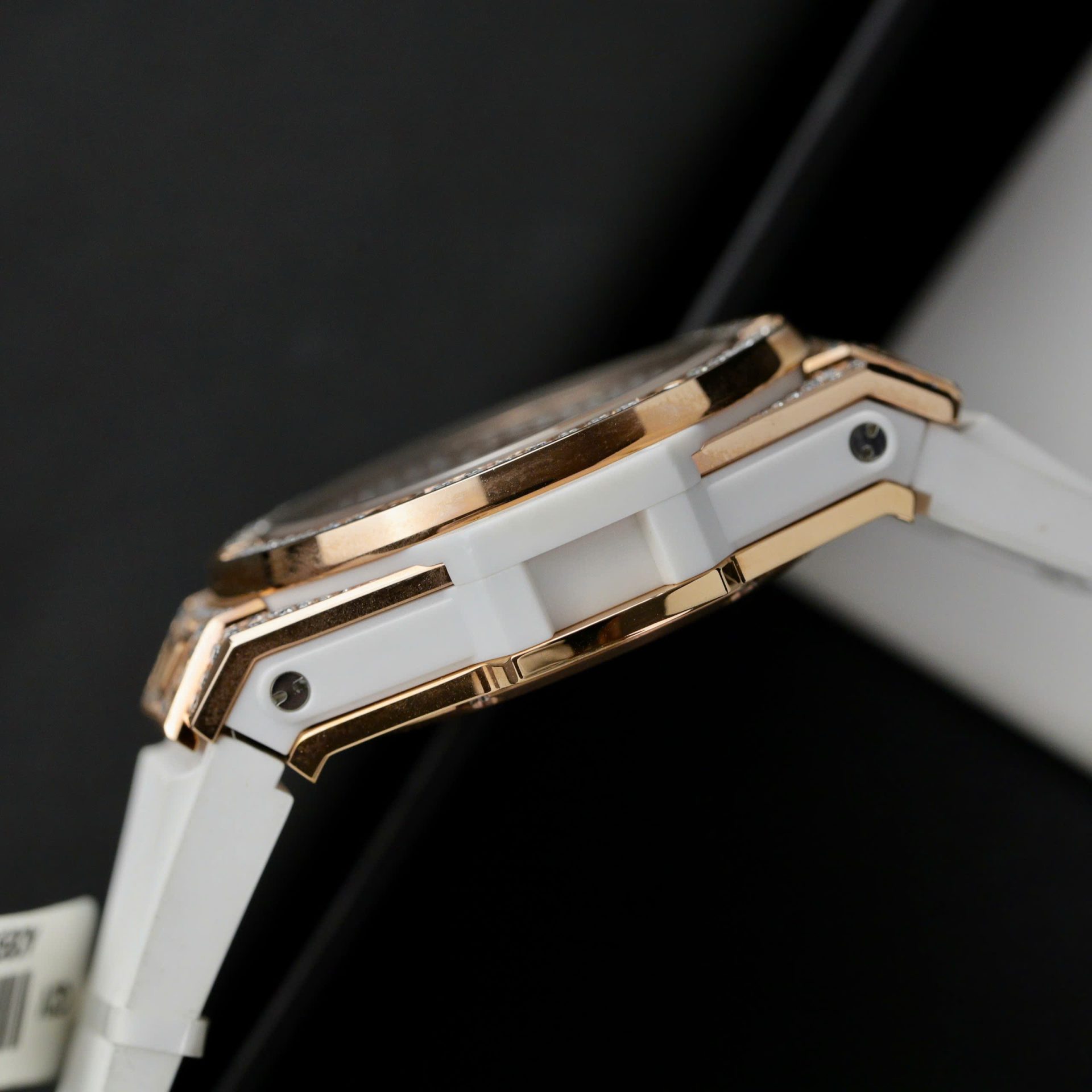 Hublot Big Bang One Click King Gold Custom Moissanite Diamonds Hong Kong 39mm - Top club