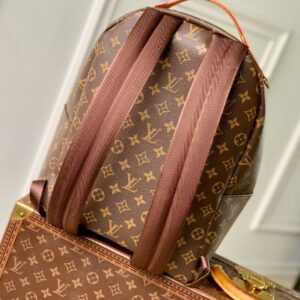 Louis Vuitton Discovery Cargo Backpack in Monogram canvas1:1High-quality replica
