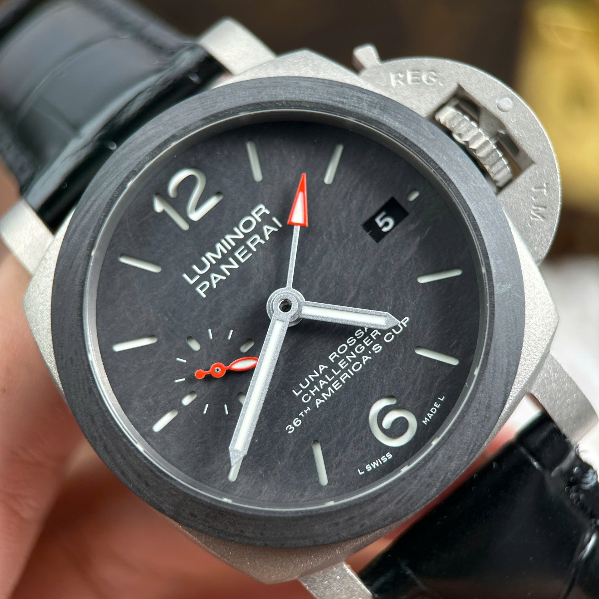 Panerai Luminor GMT PAM1096 Luxury Fake Wathes Automatic Movement Leather Strap VS Factory 42mm - Top club