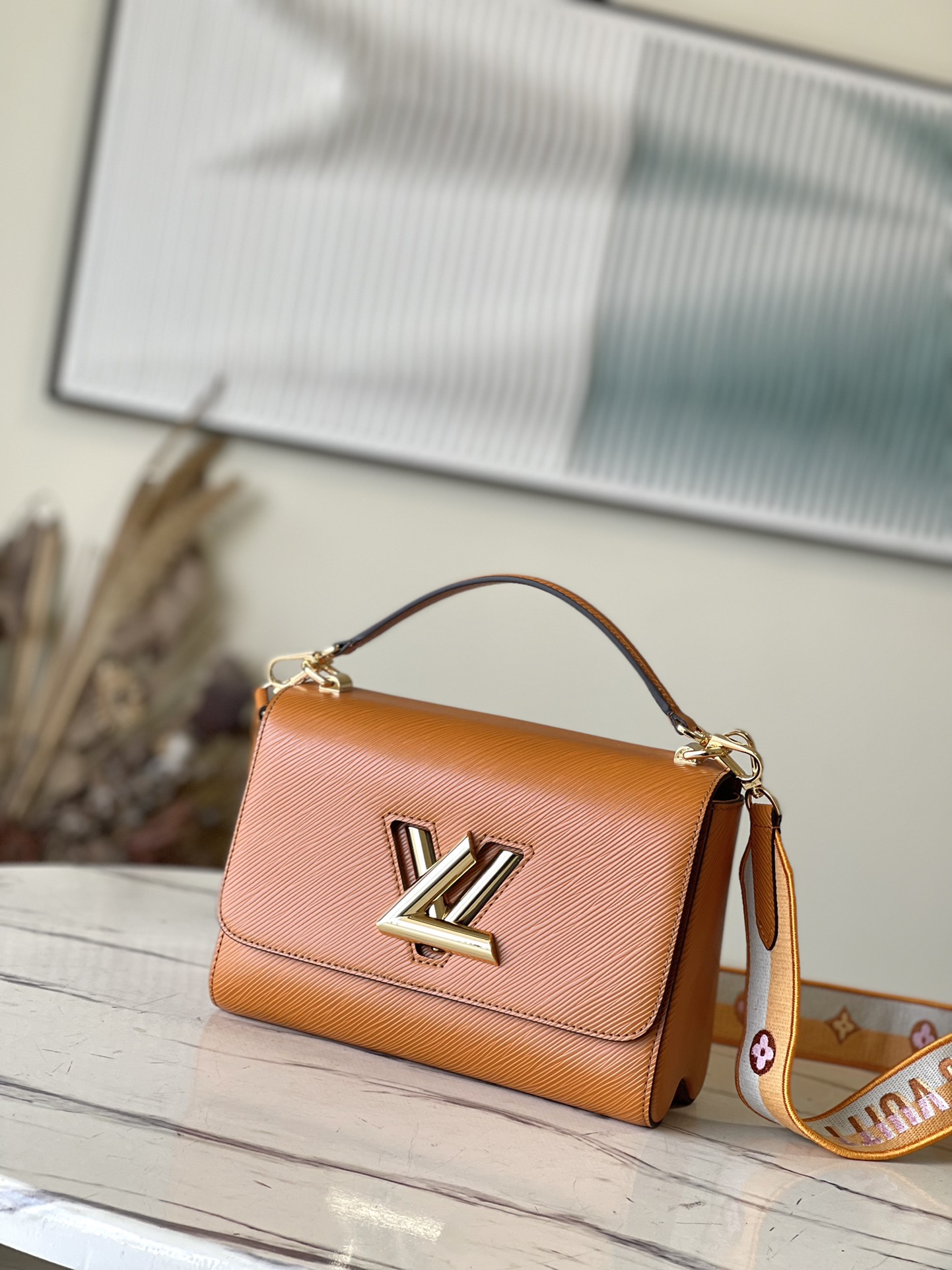 Louis Vuitton Twist MM M215551:1High-quality replica
