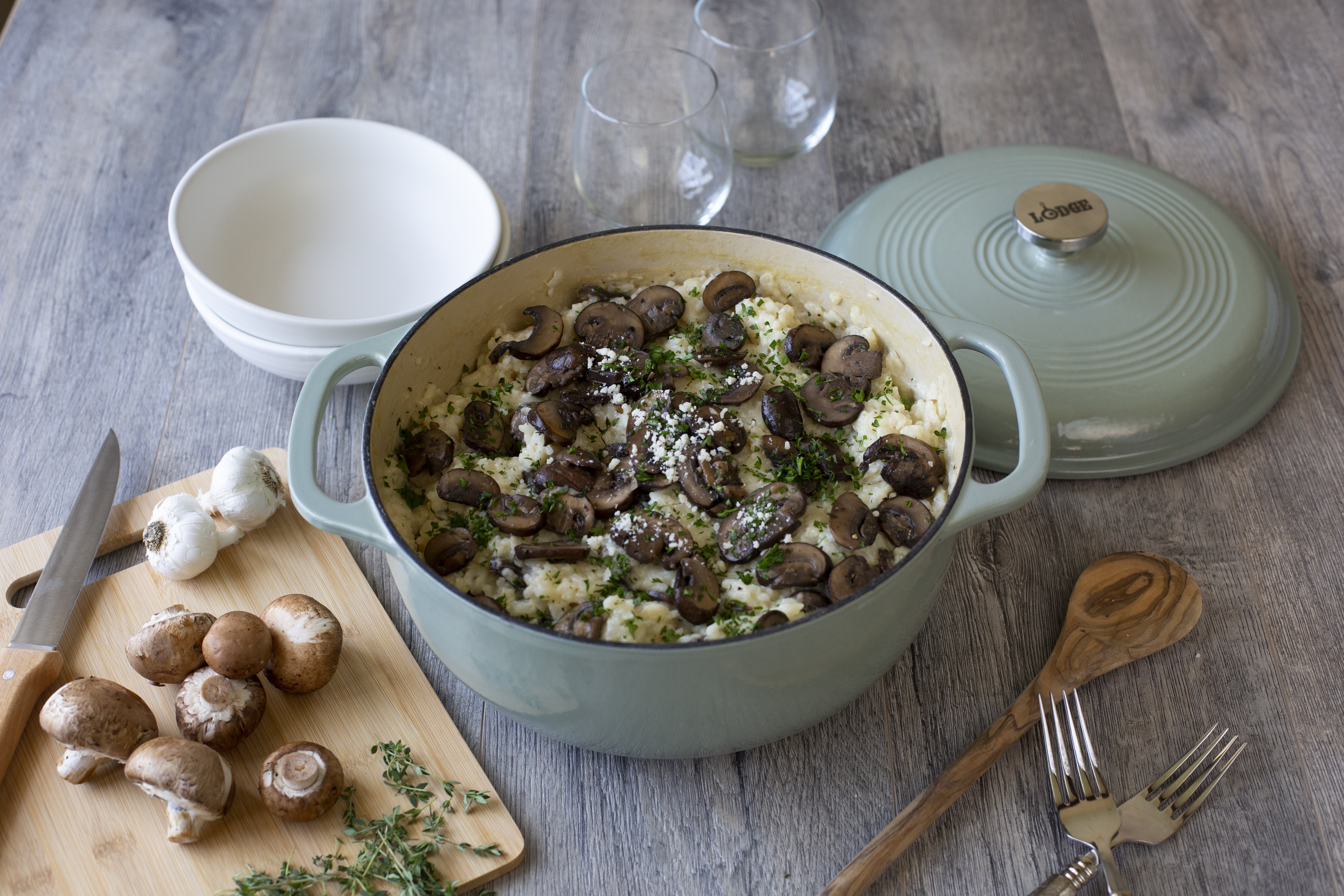 Lodge Cast Iron 6 Quart Enameled Dutch Oven, Indigo - Image 8