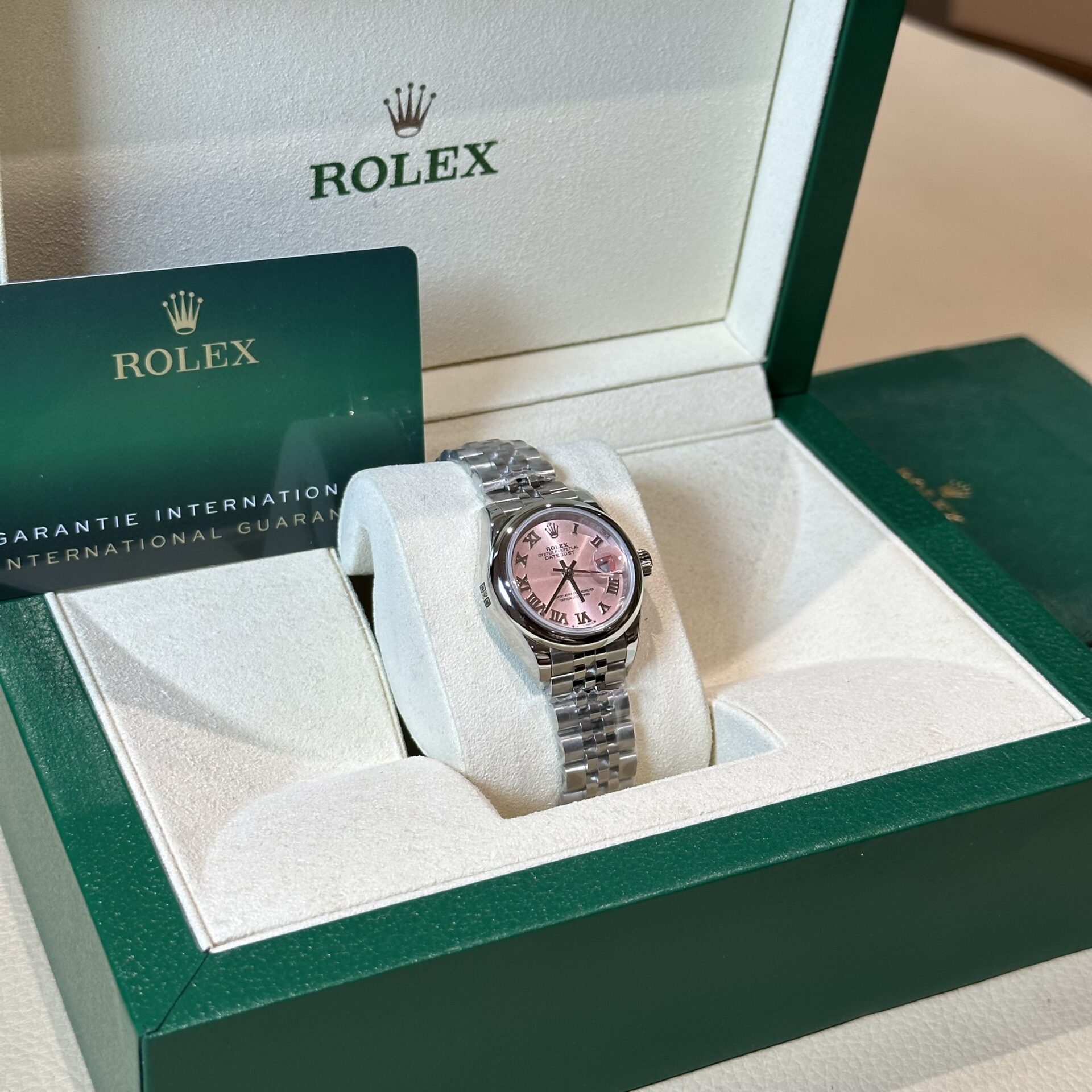 Rolex Datejust Replica Watch Jubilee Strap Pink Dial EW 31mm - Top club