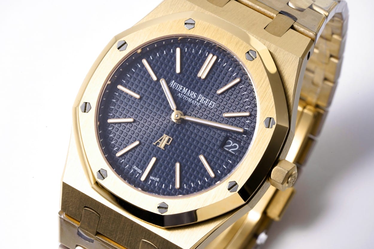 Audemars Piguet Replica Watch Royal Oak Extra-Thin Yellow Gold Blue Index 39mm Yellow Gold Bracelet 15202BA.OO.1240BA.01-BFV2(1:1 replica) - Top club